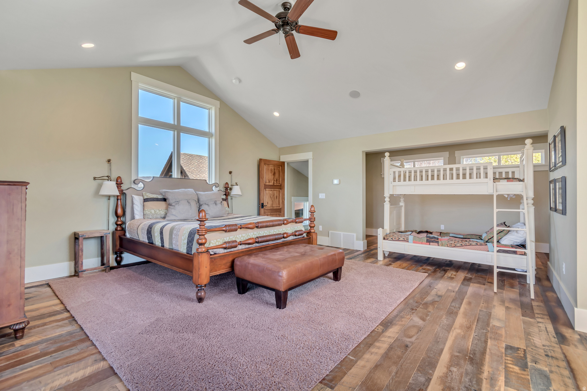 main property photo 80