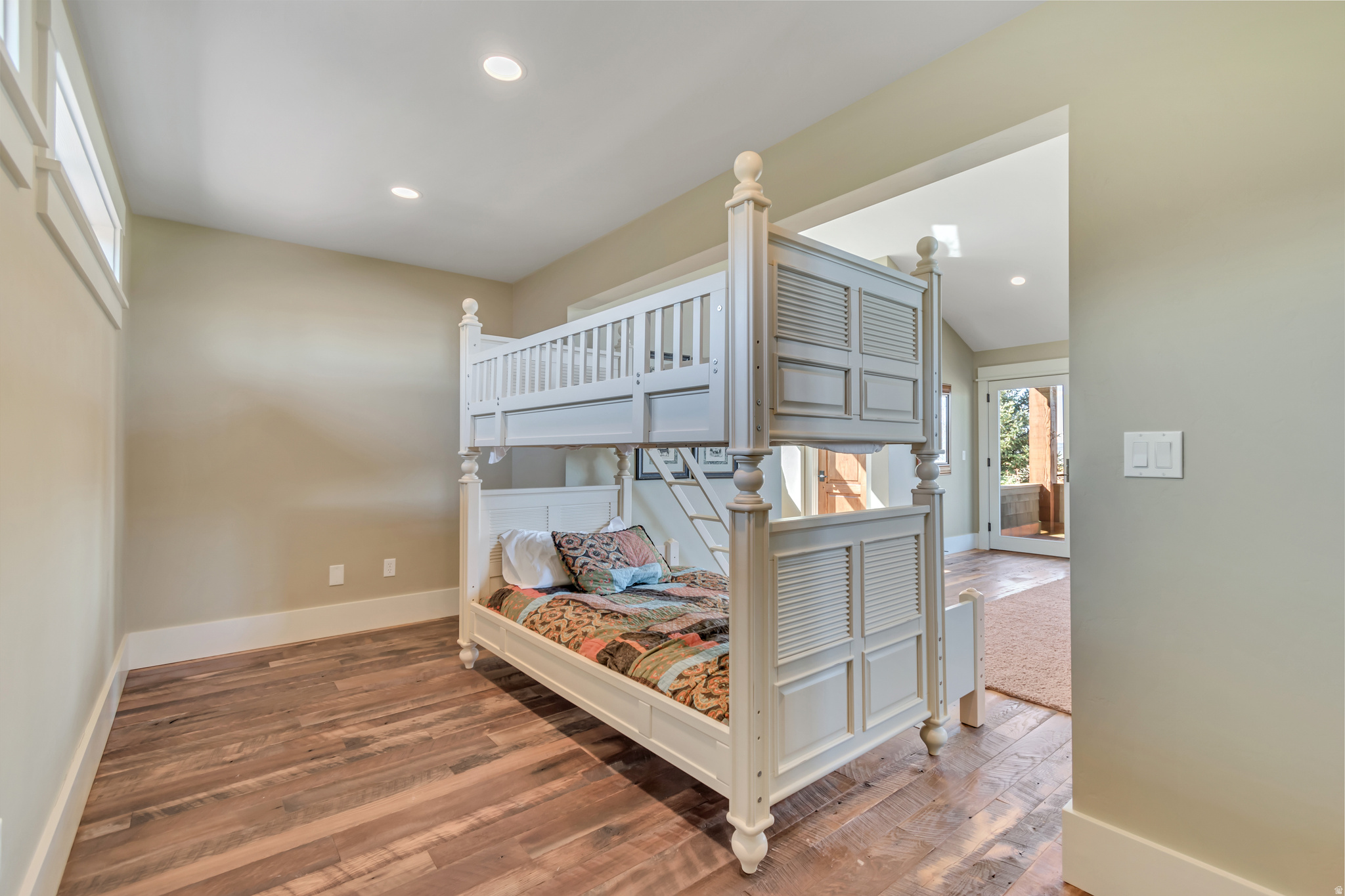 main property photo 84