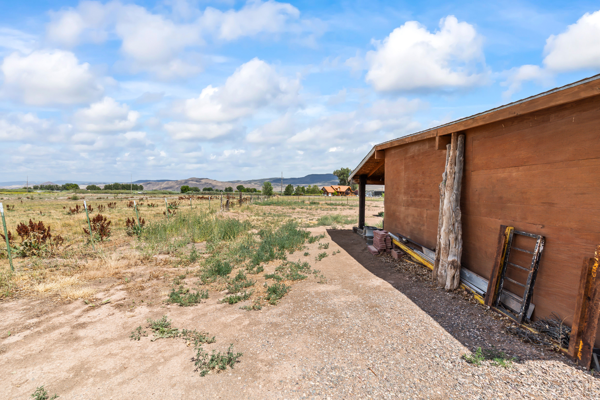 main property photo 50