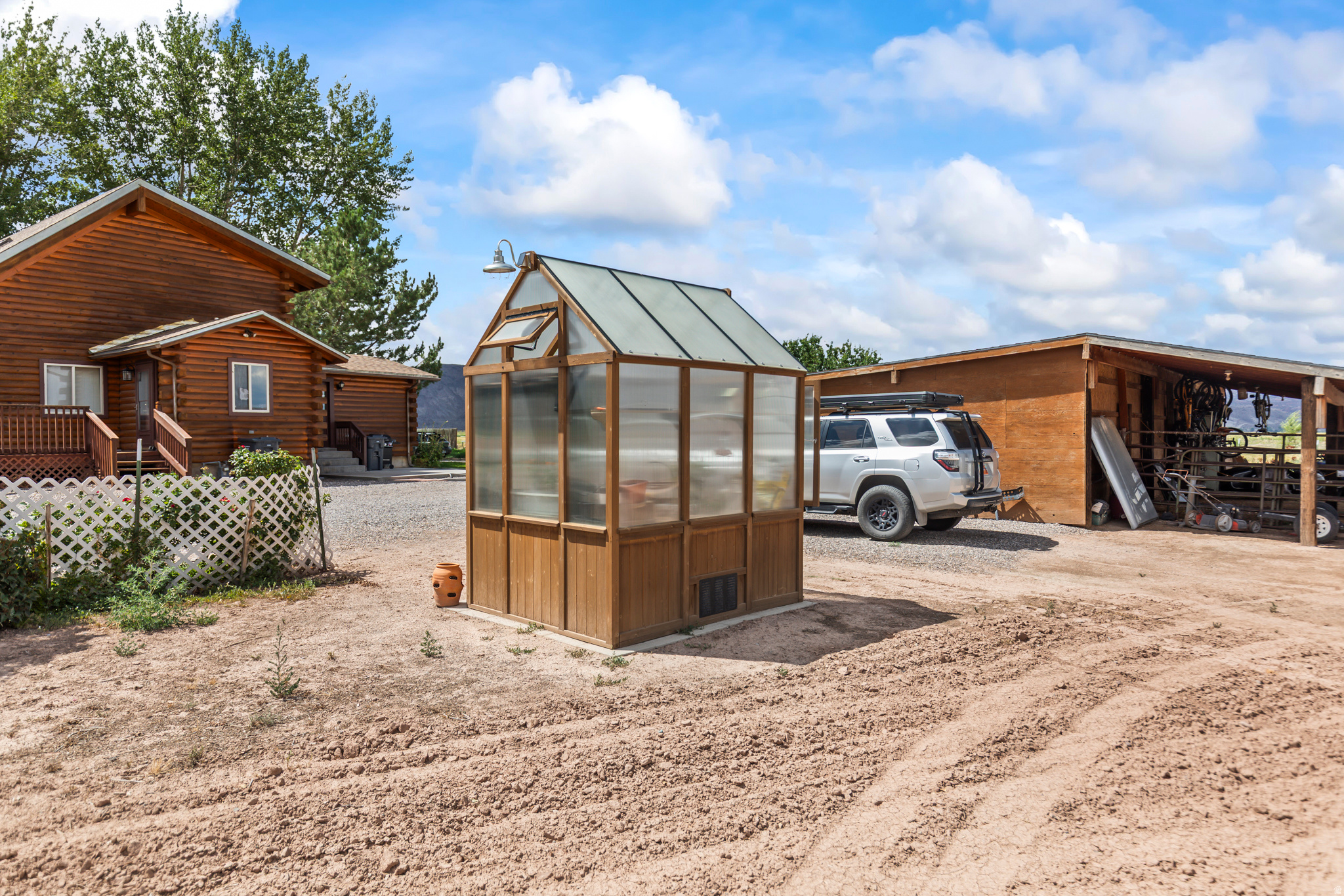 main property photo 68