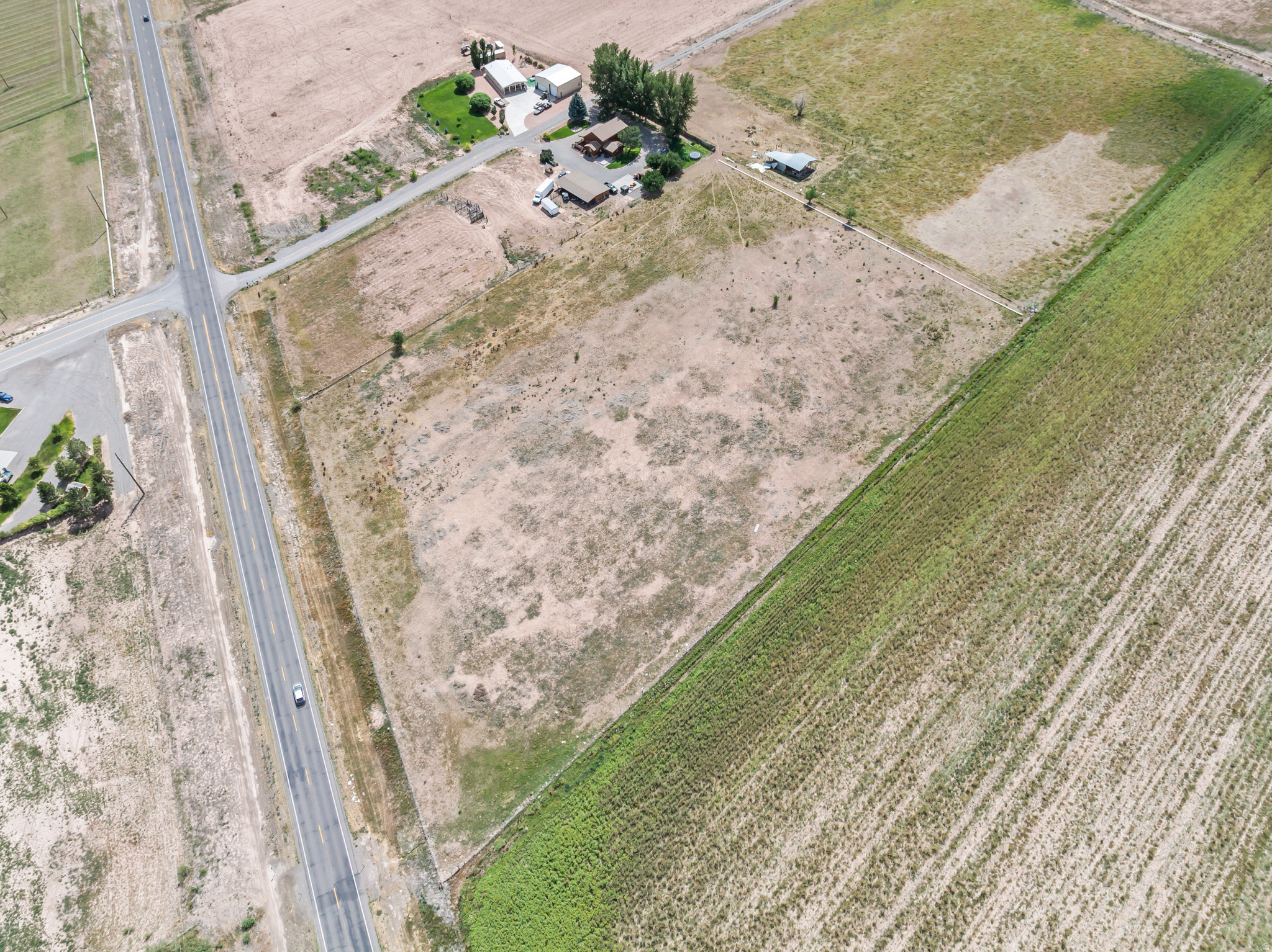 main property photo 80