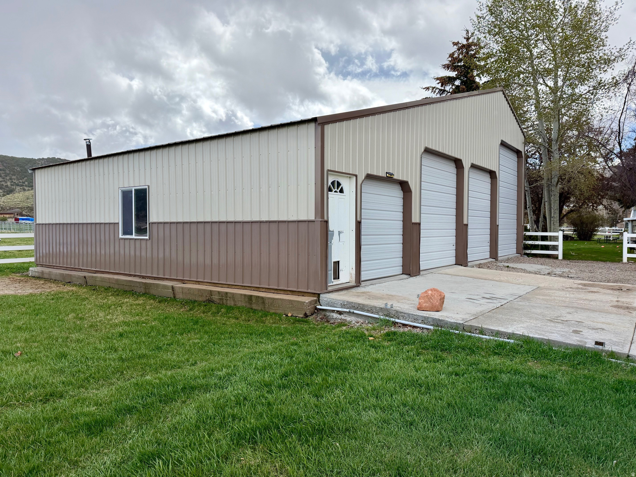 main property photo 26