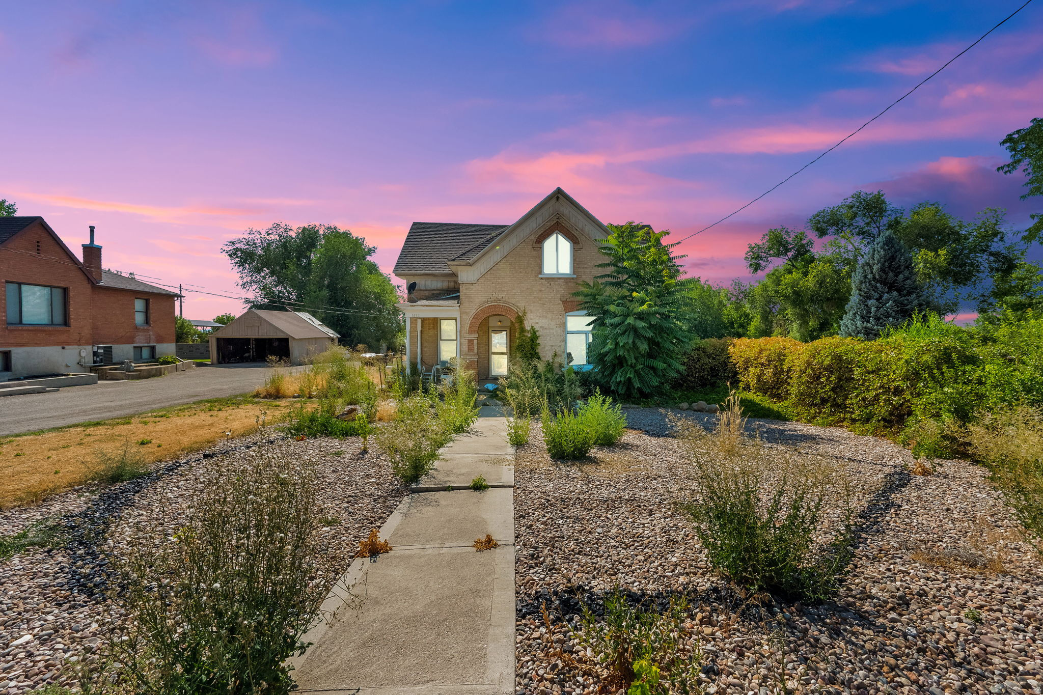 main property photo 23