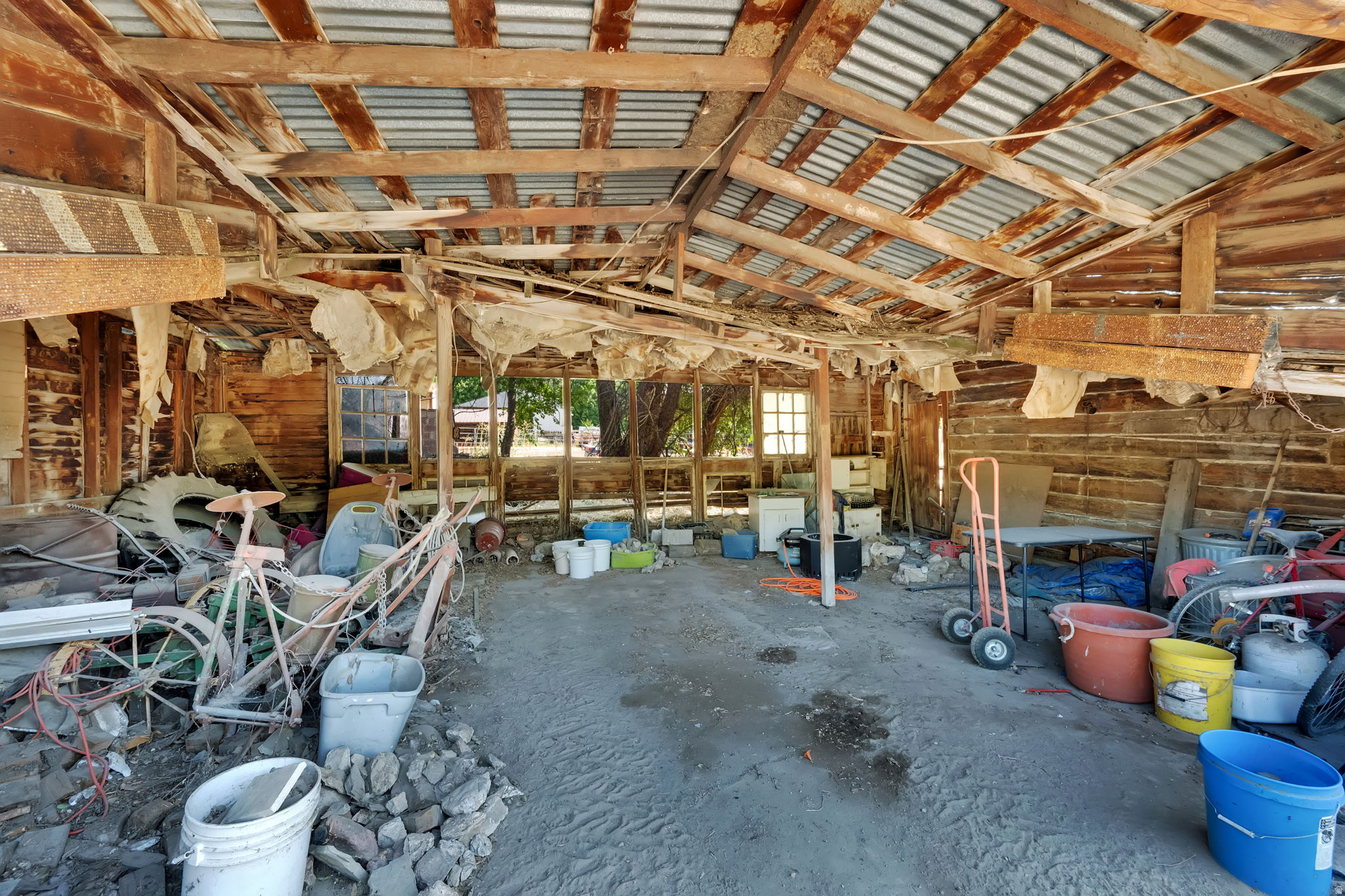 main property photo 50