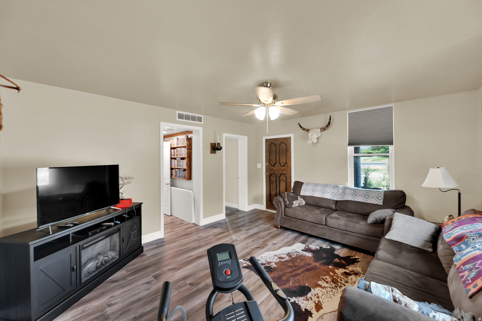 main property photo 76