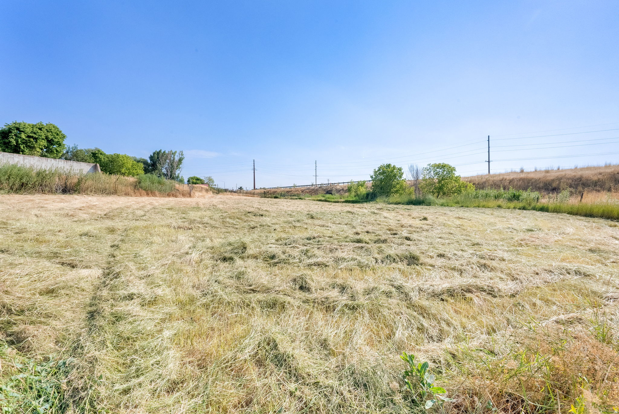main property photo 84