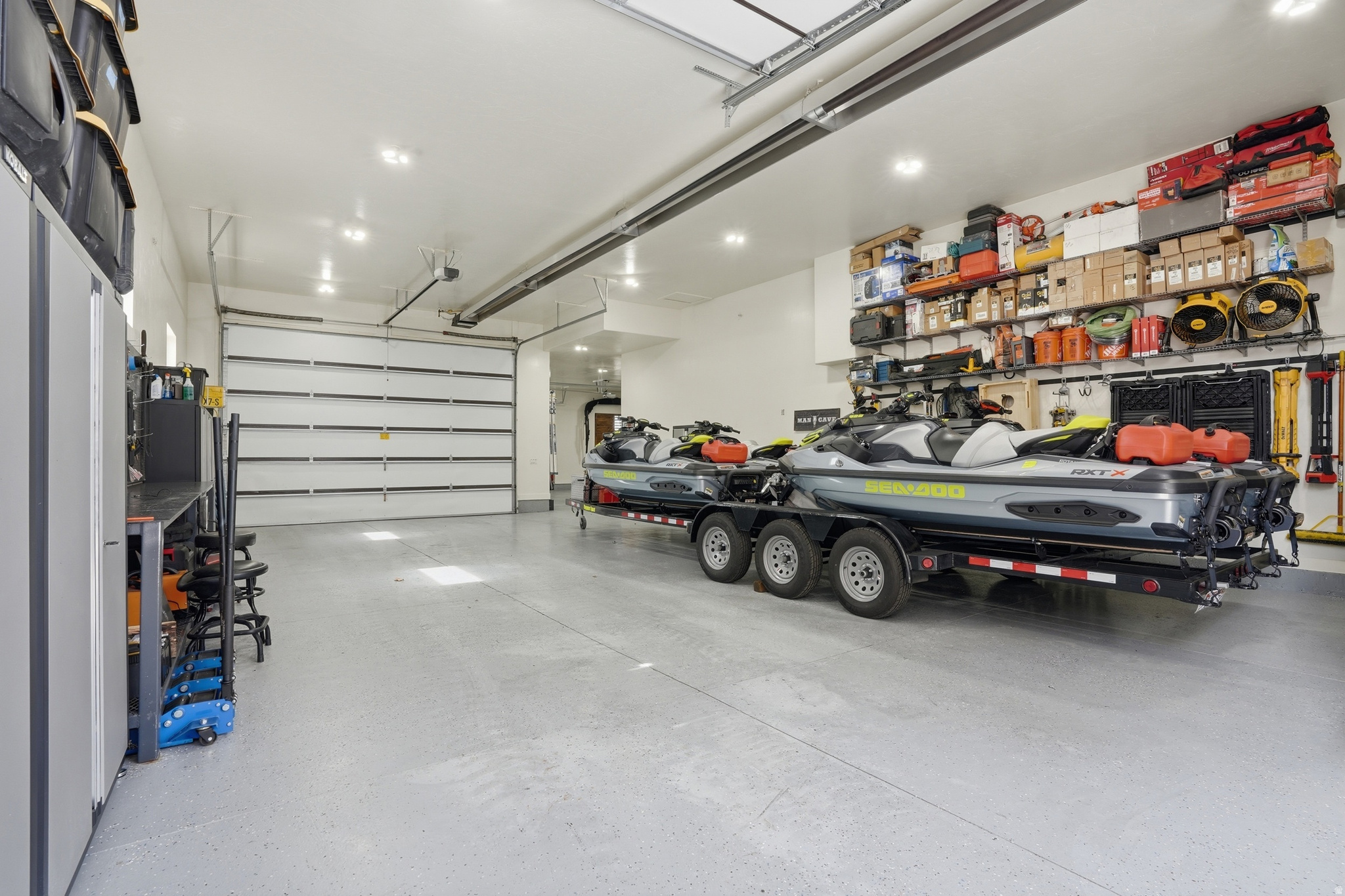 main property photo 54