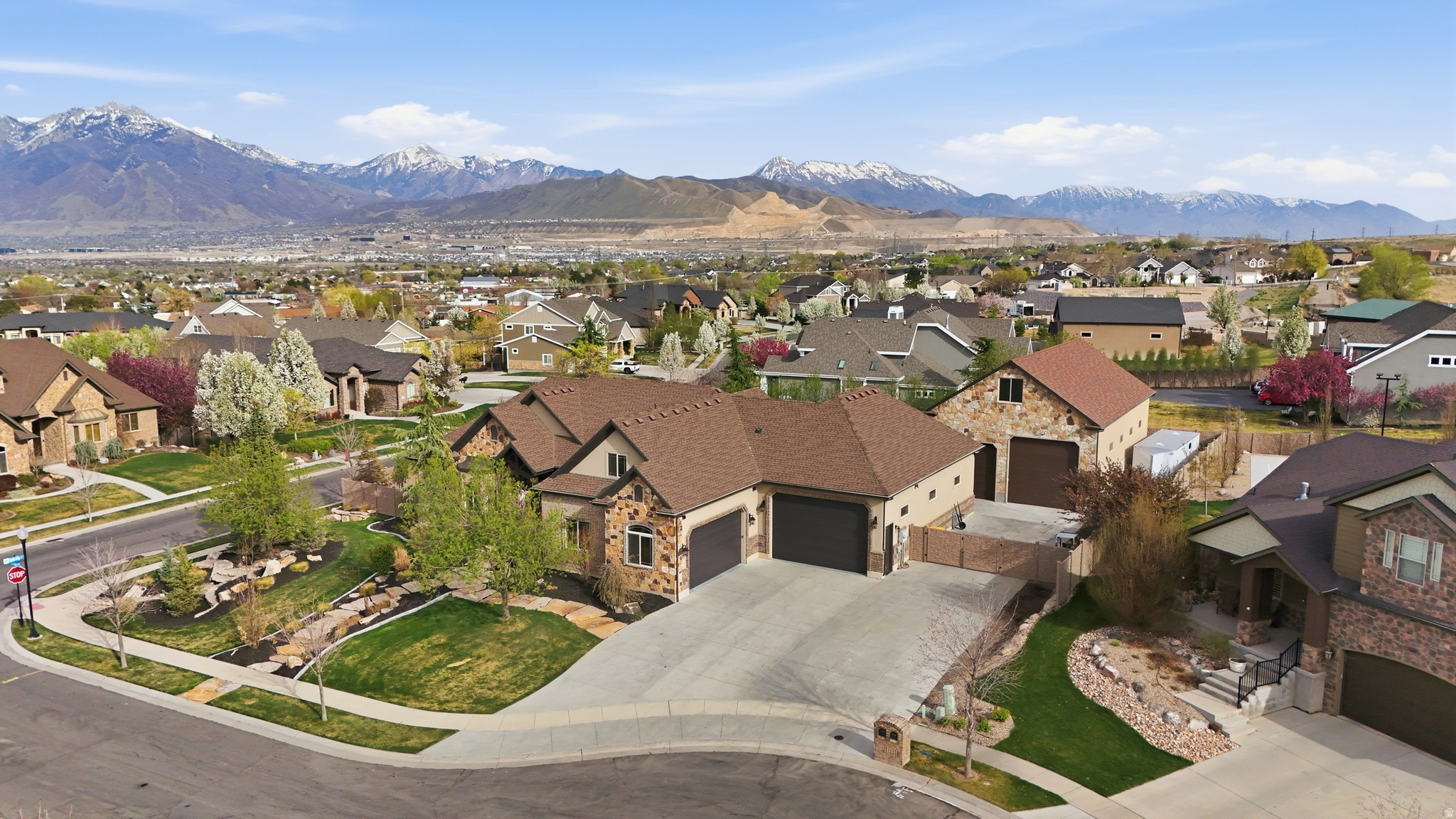 main property photo 77