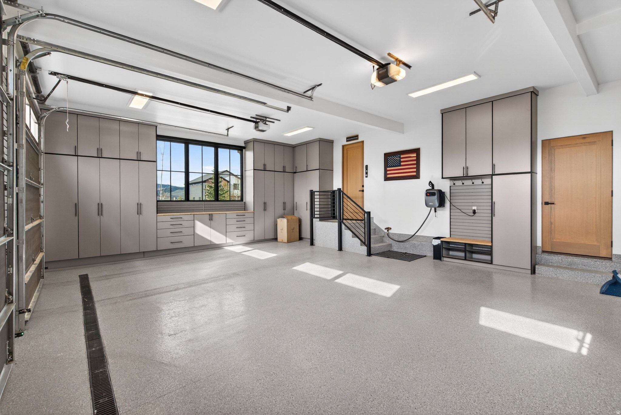 main property photo 70