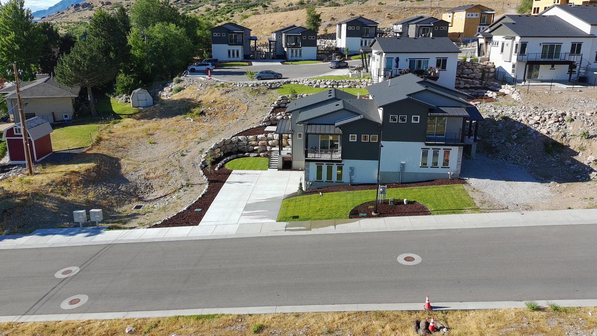main property photo 8