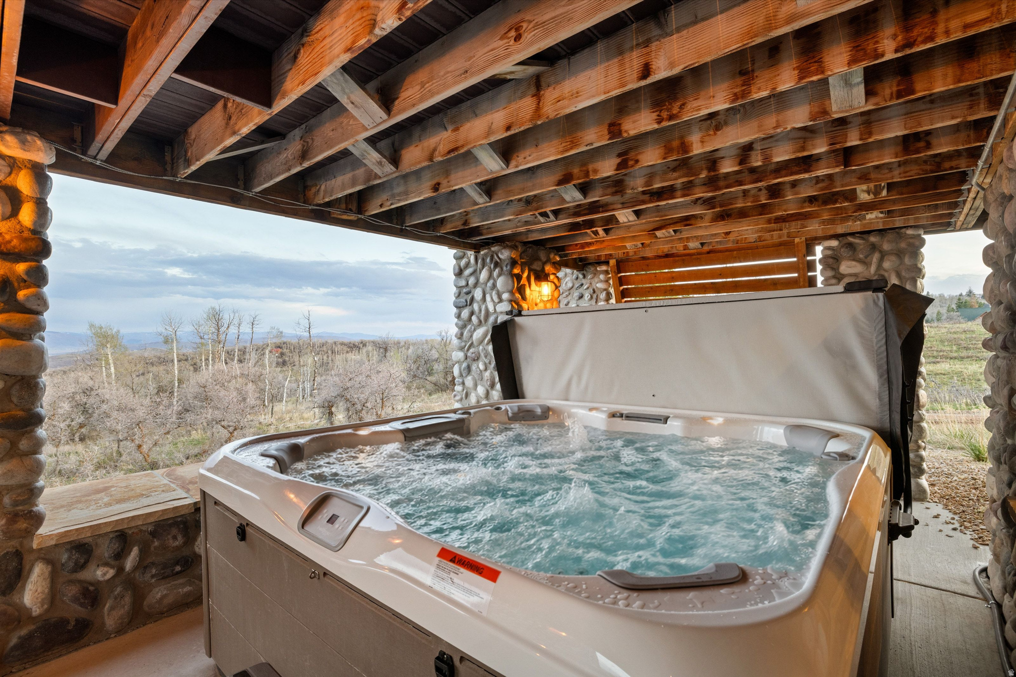 main property photo 25