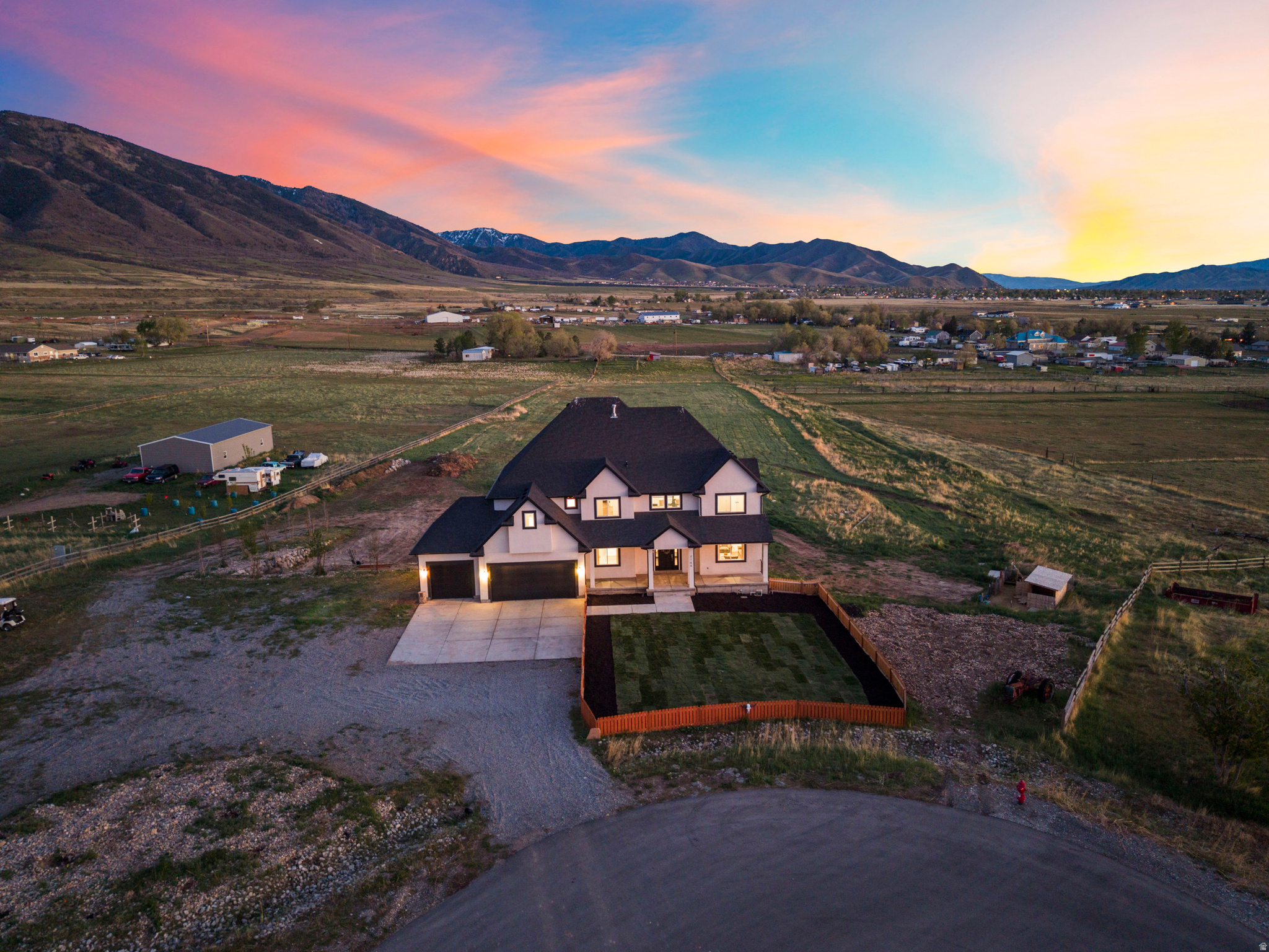 main property photo 59