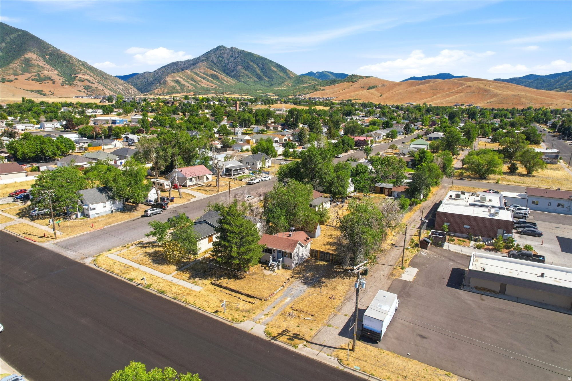 main property photo 19