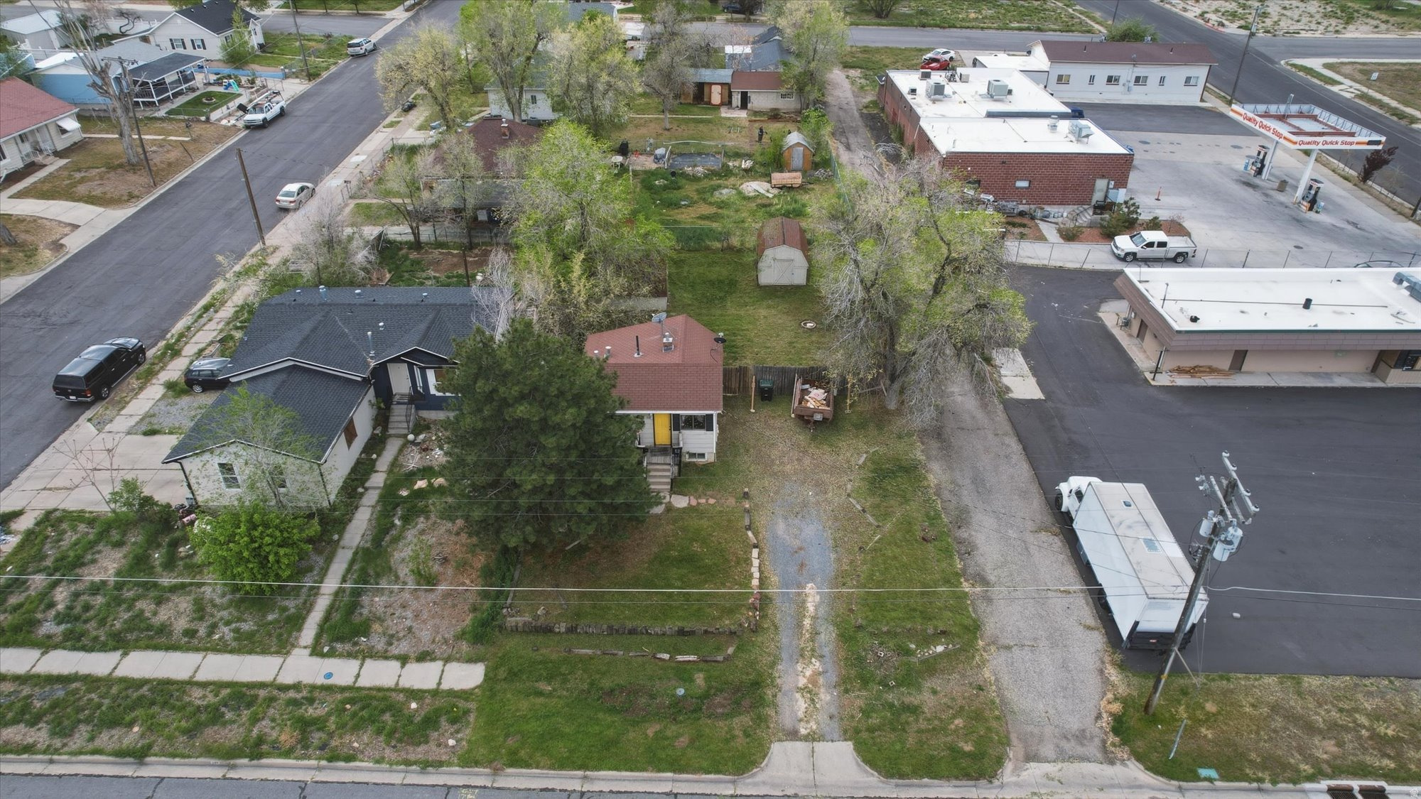main property photo 24