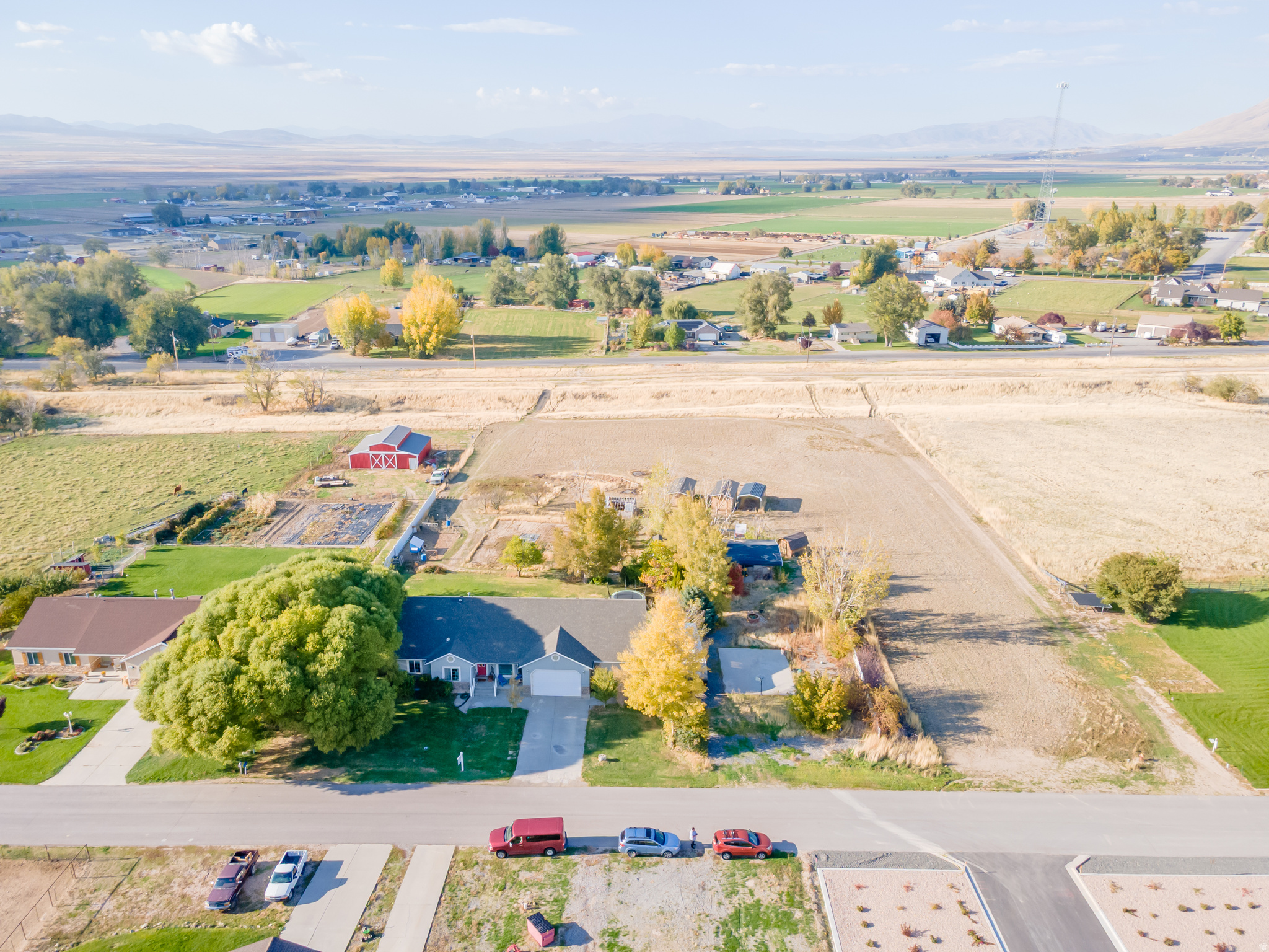 main property photo 35
