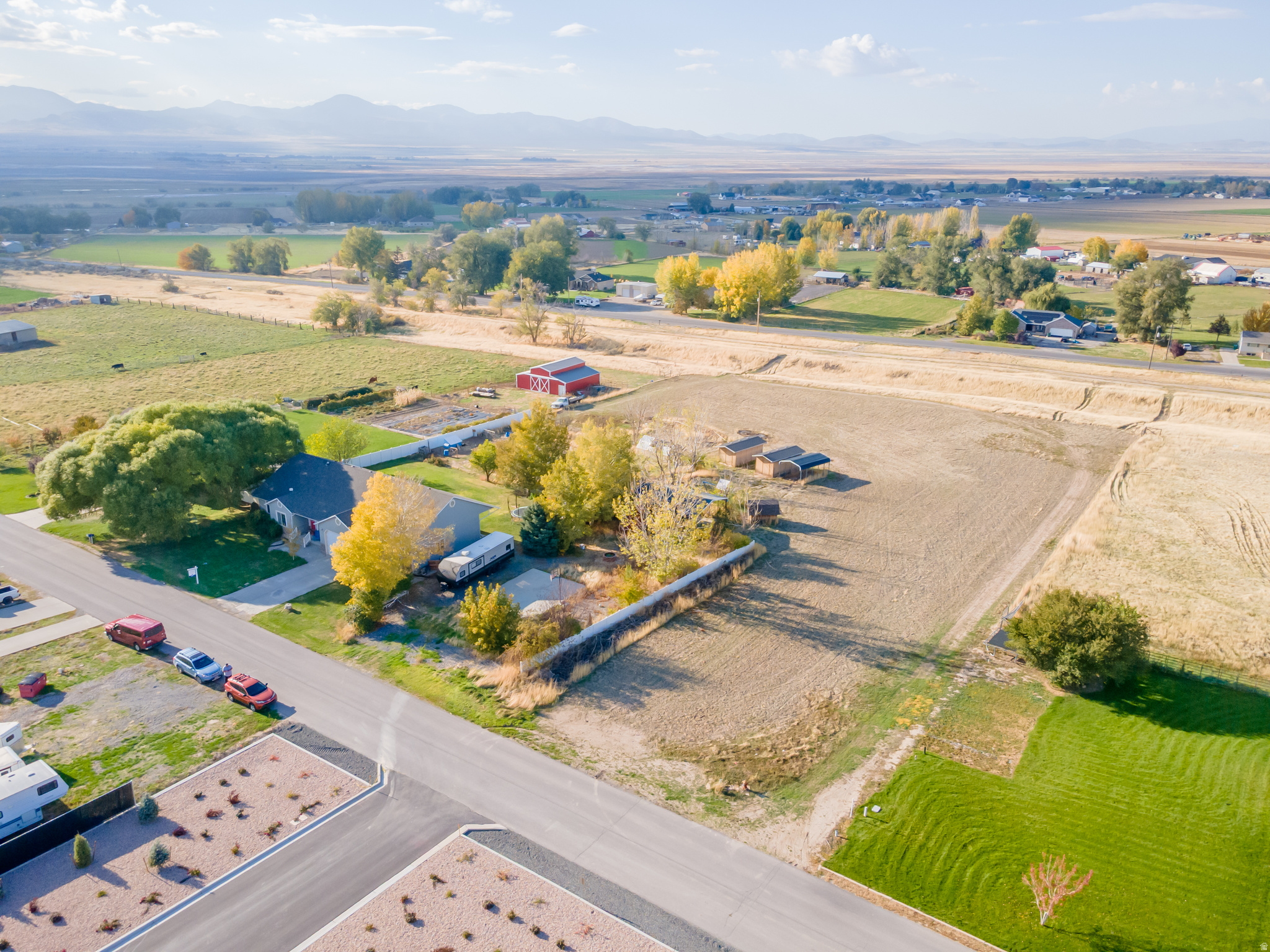 main property photo 36