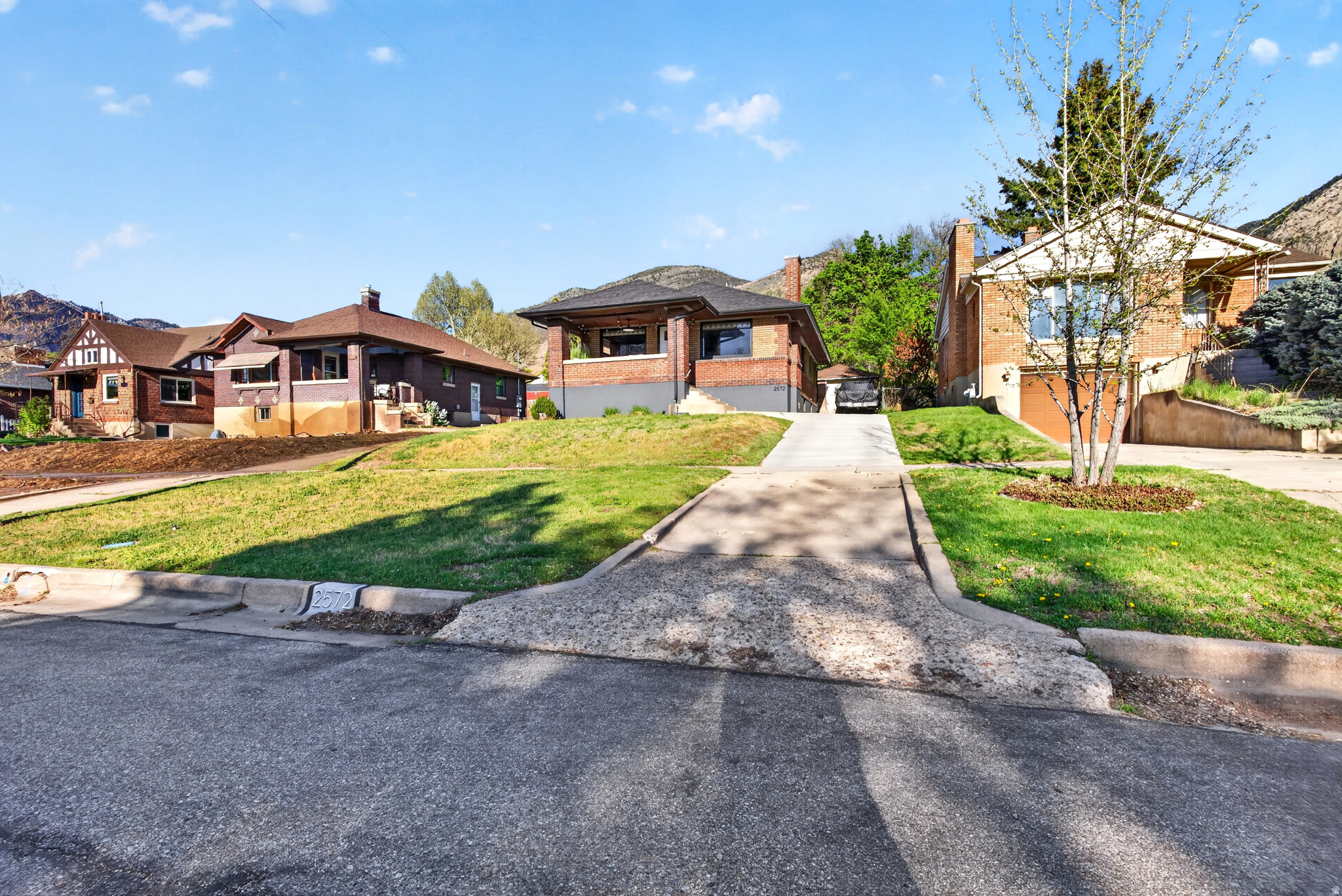 main property photo 36