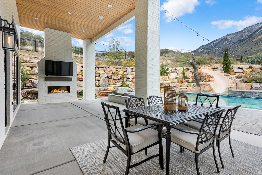 main property photo 70