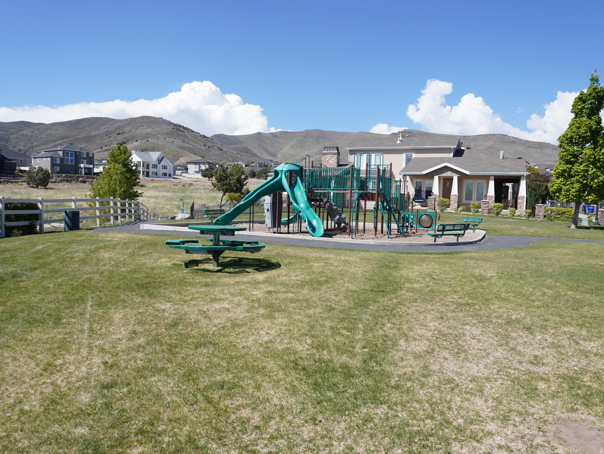 main property photo 74