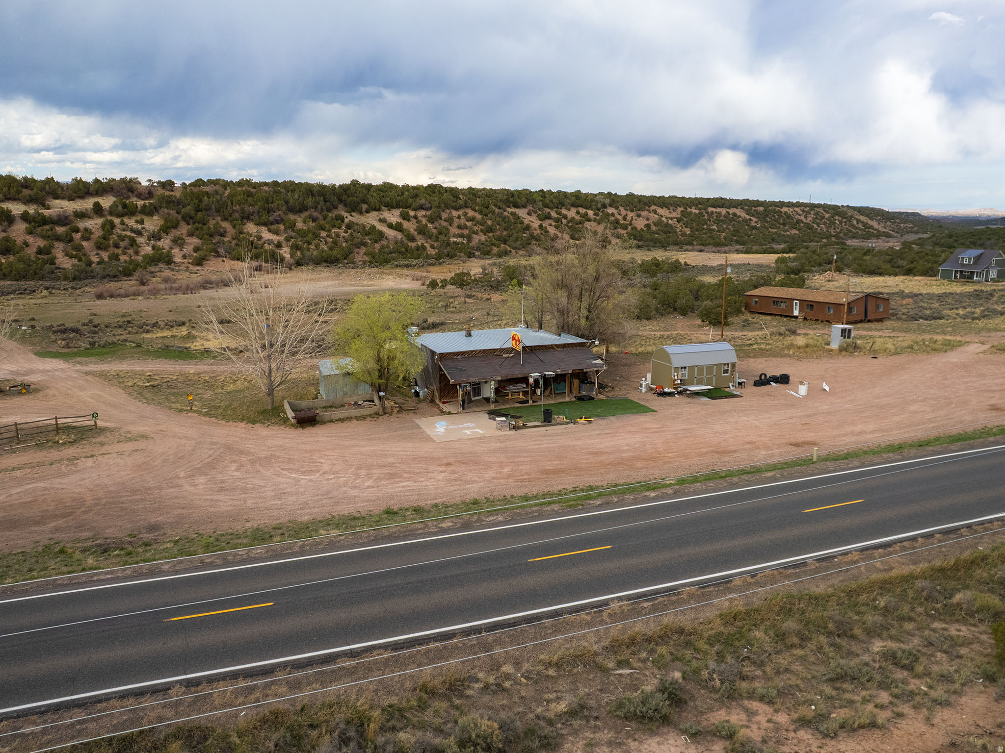 main property photo 27