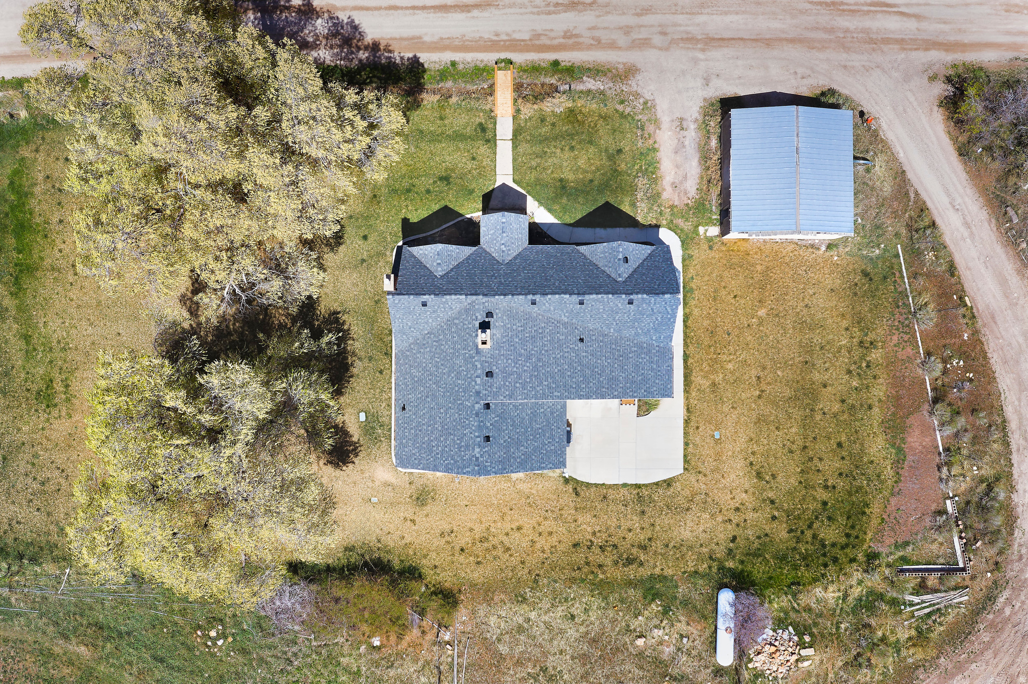 main property photo 38