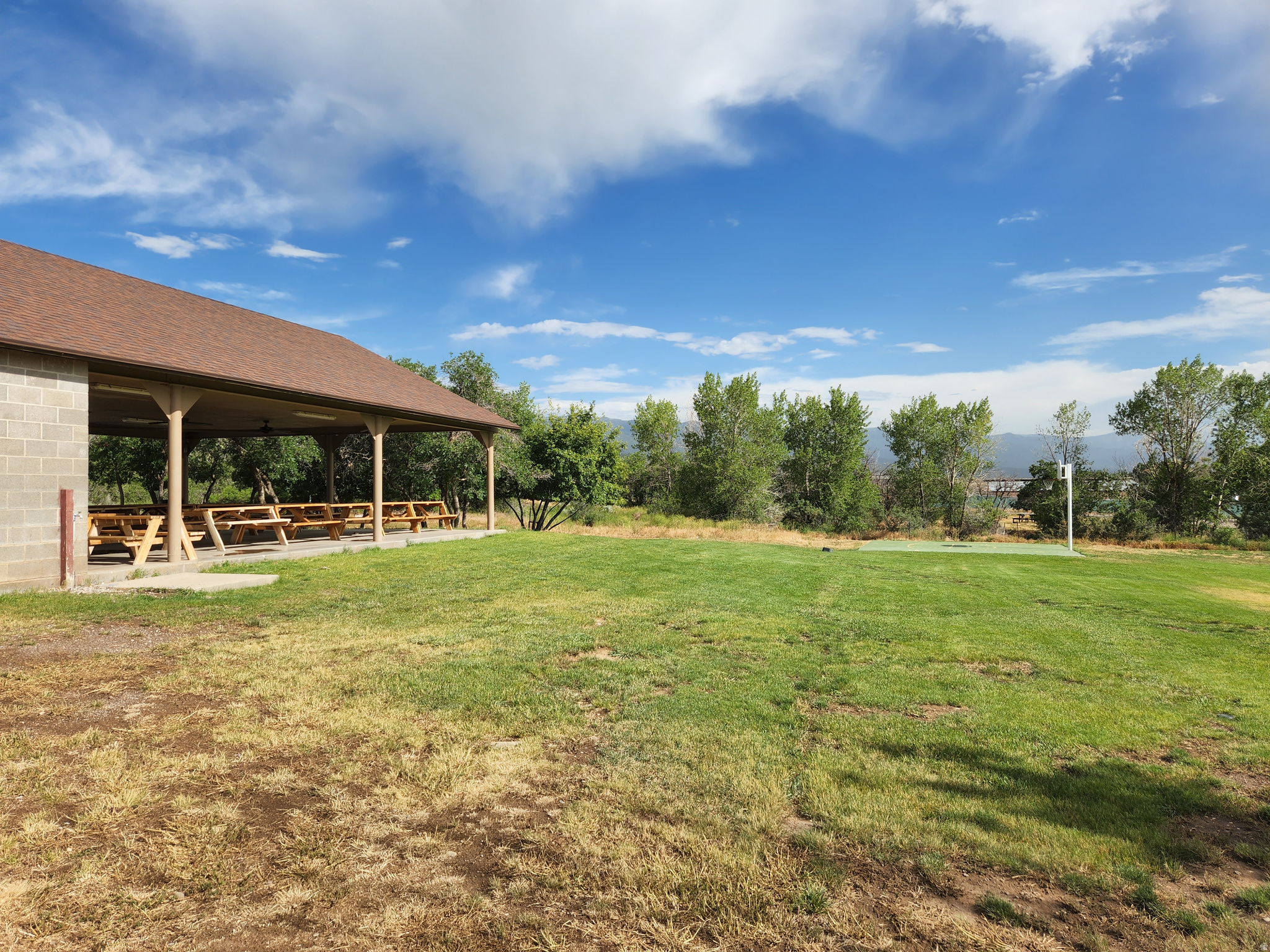 main property photo 20