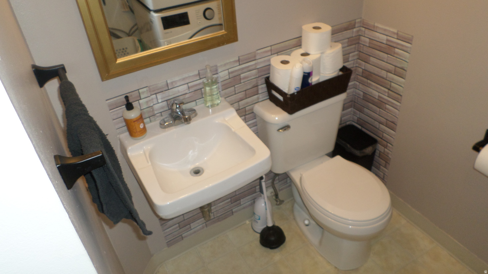 main property photo 9