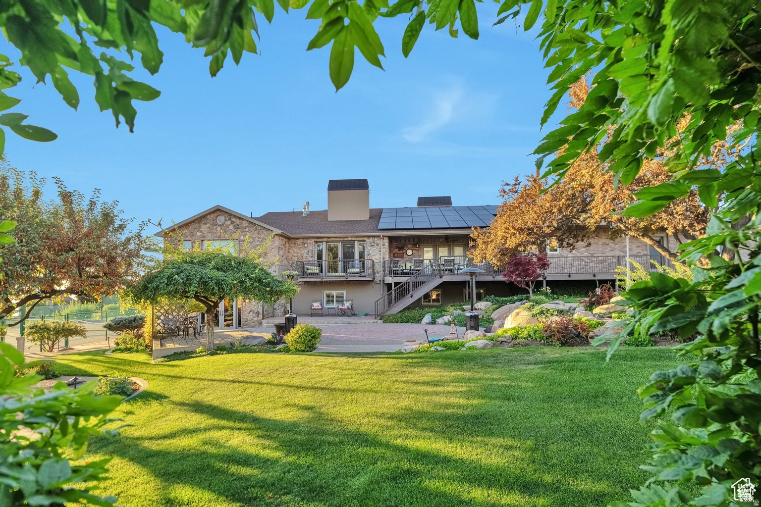 main property photo 3
