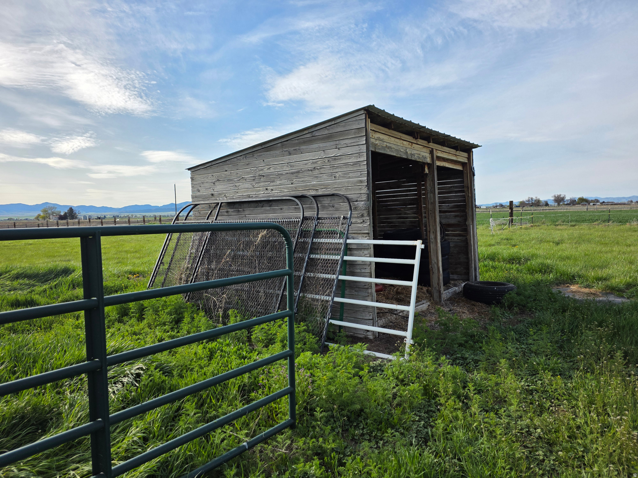 main property photo 8
