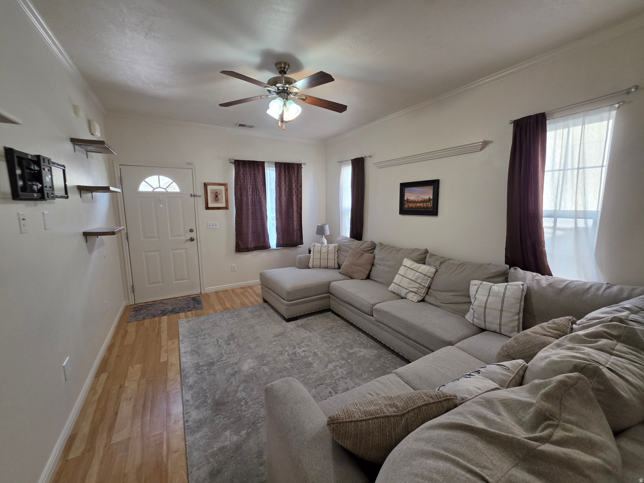 main property photo 5