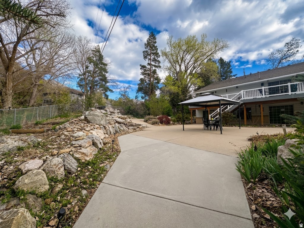 main property photo 51