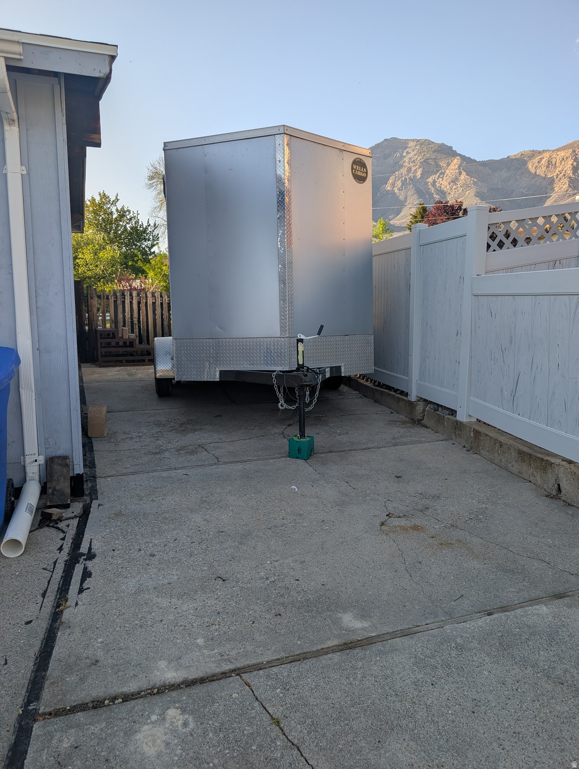 main property photo 24