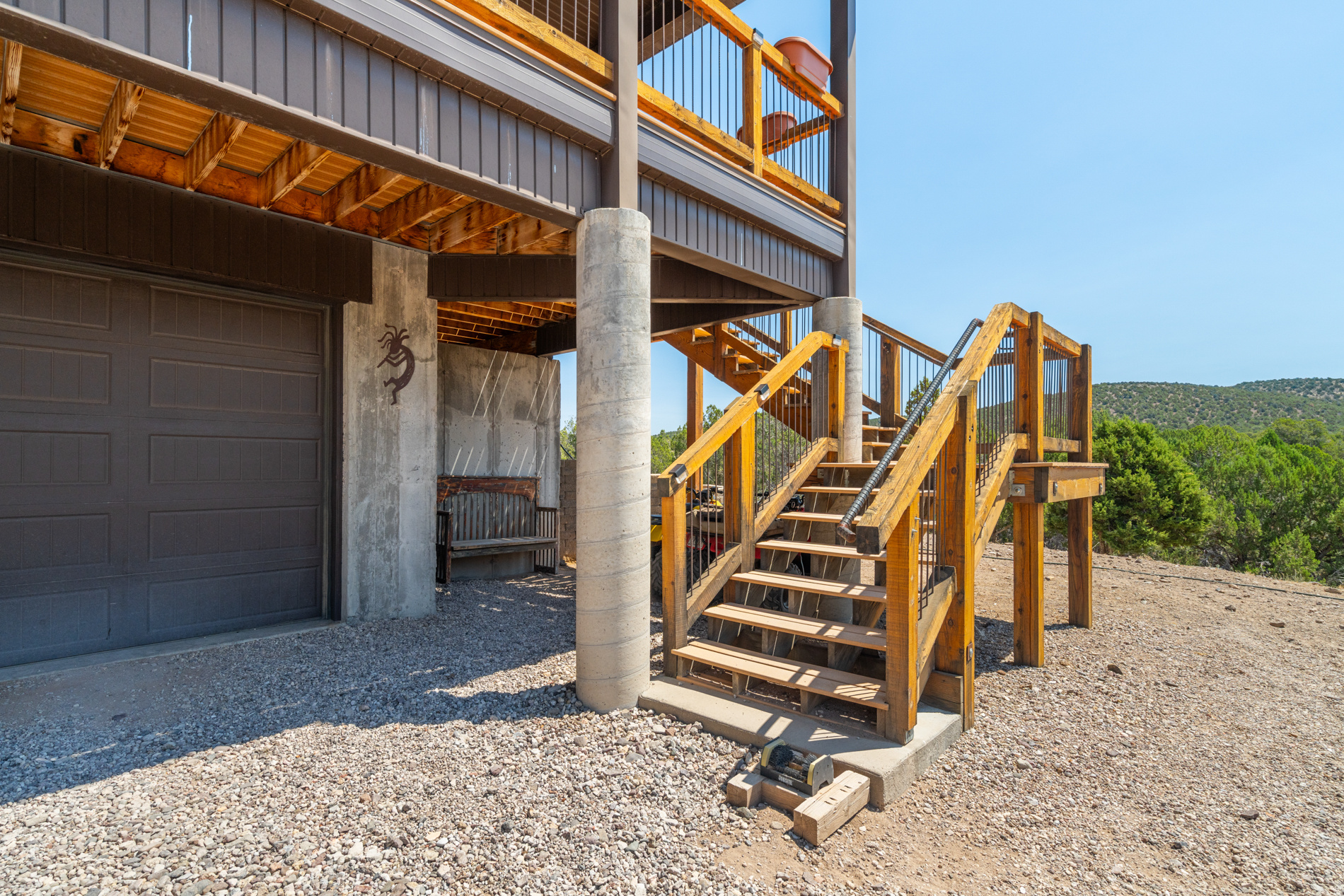 main property photo 41