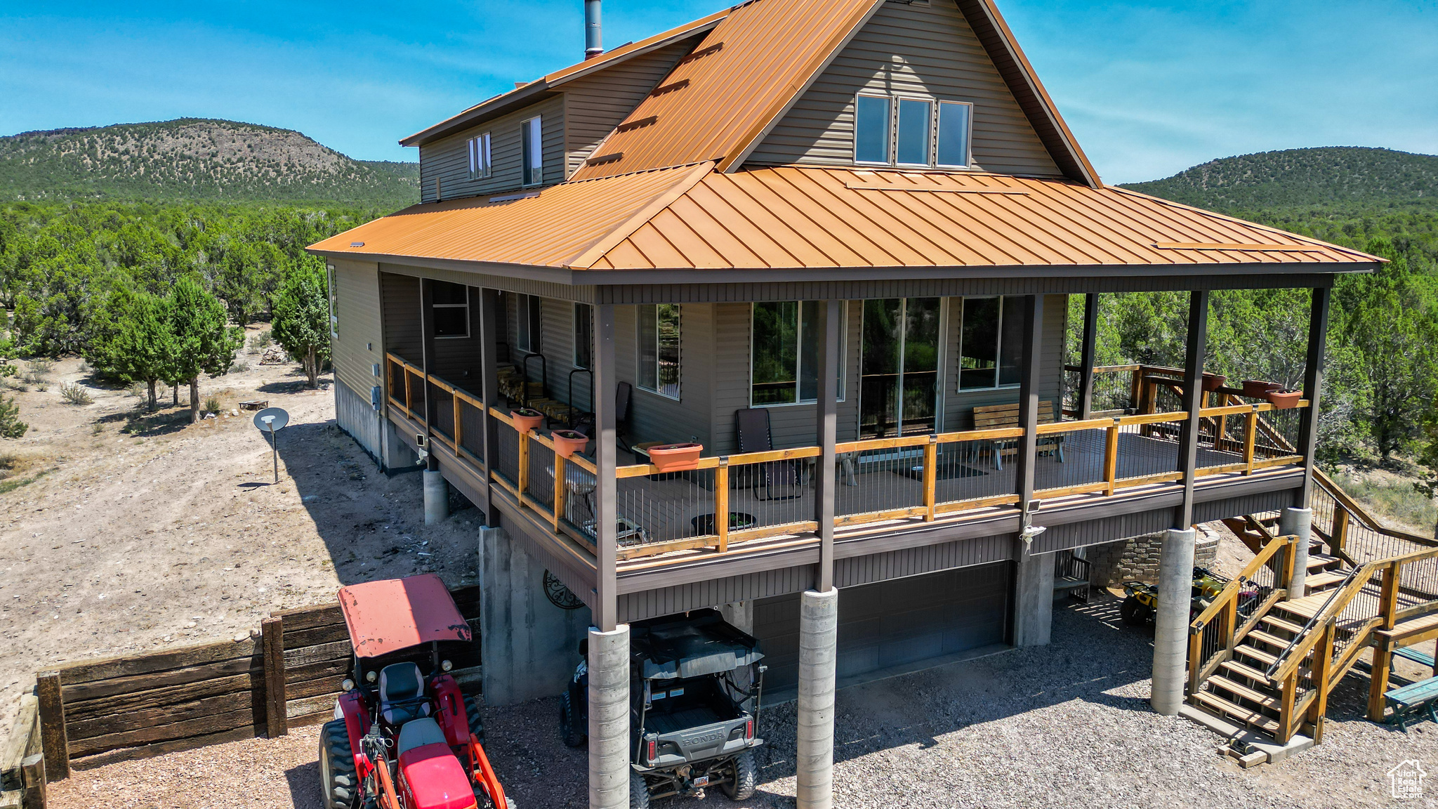 main property photo 43