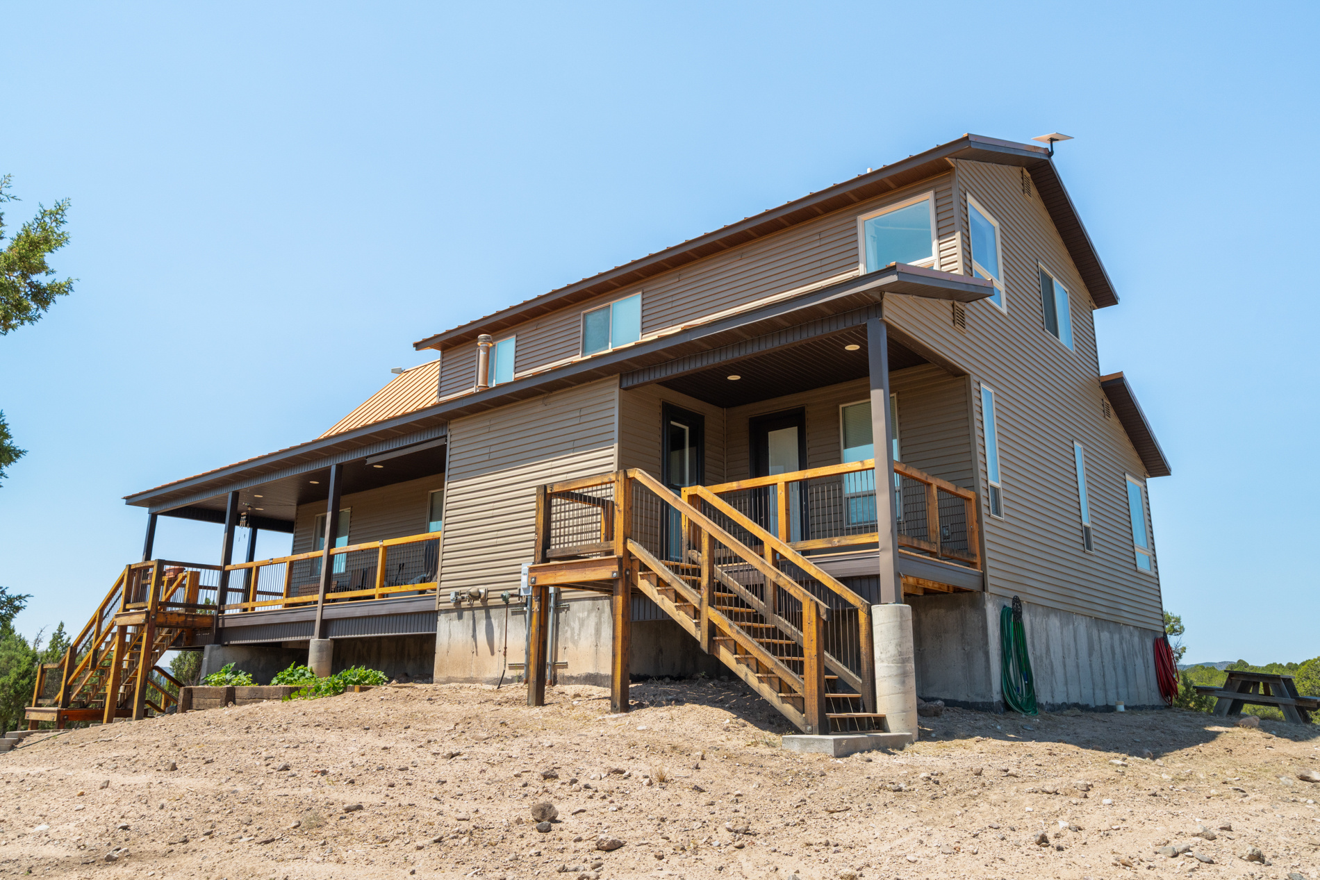 main property photo 44