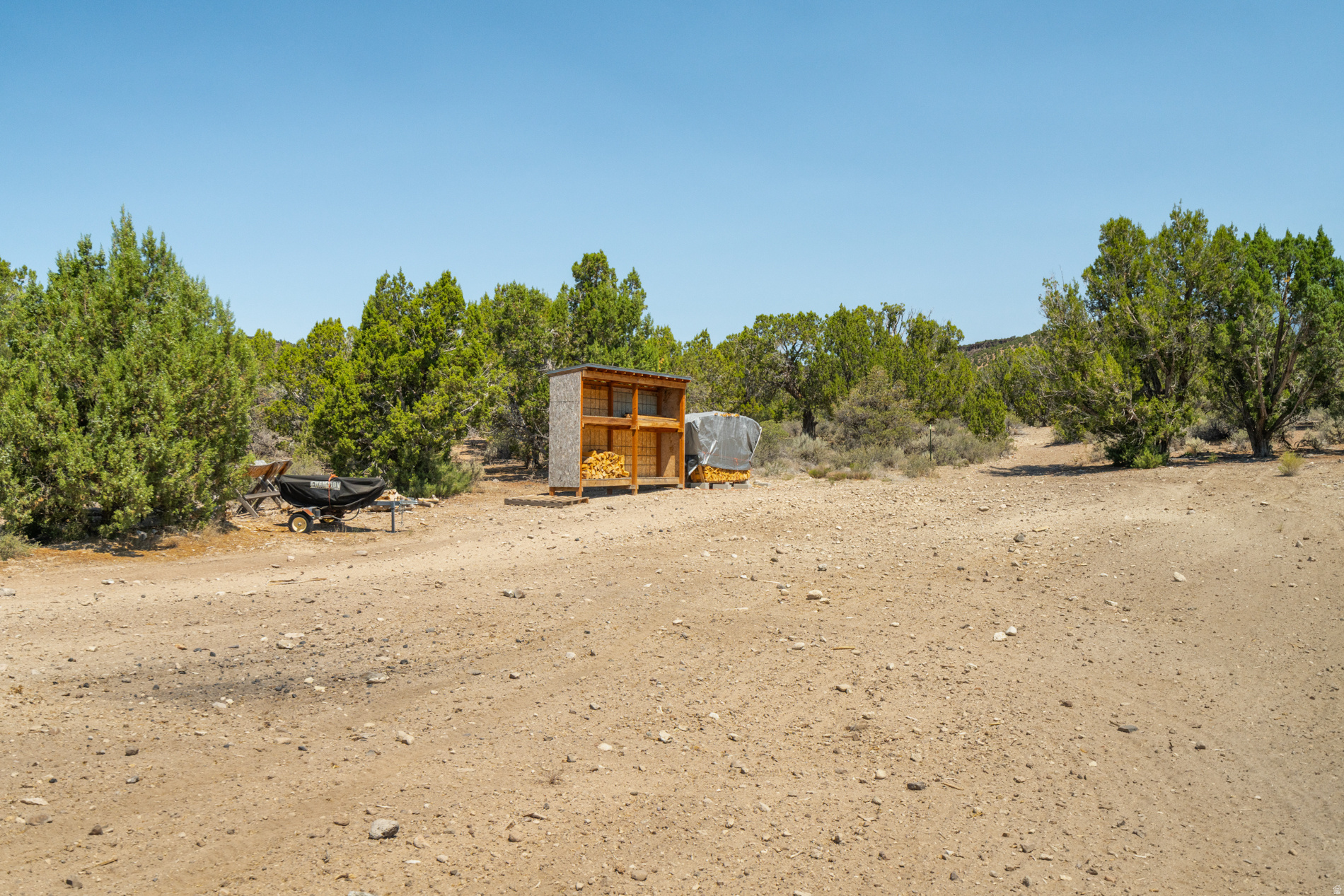 main property photo 47