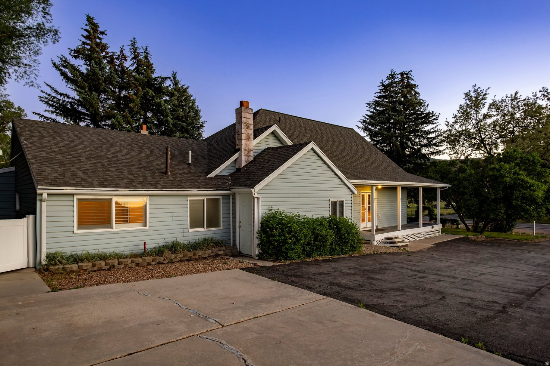 main property photo 99