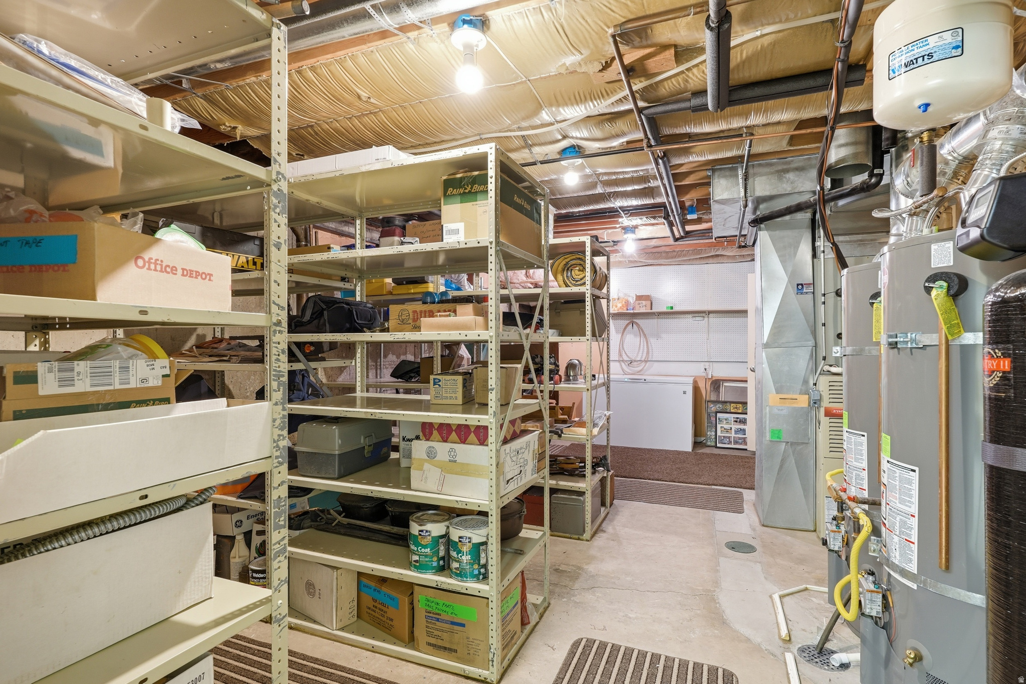 main property photo 30