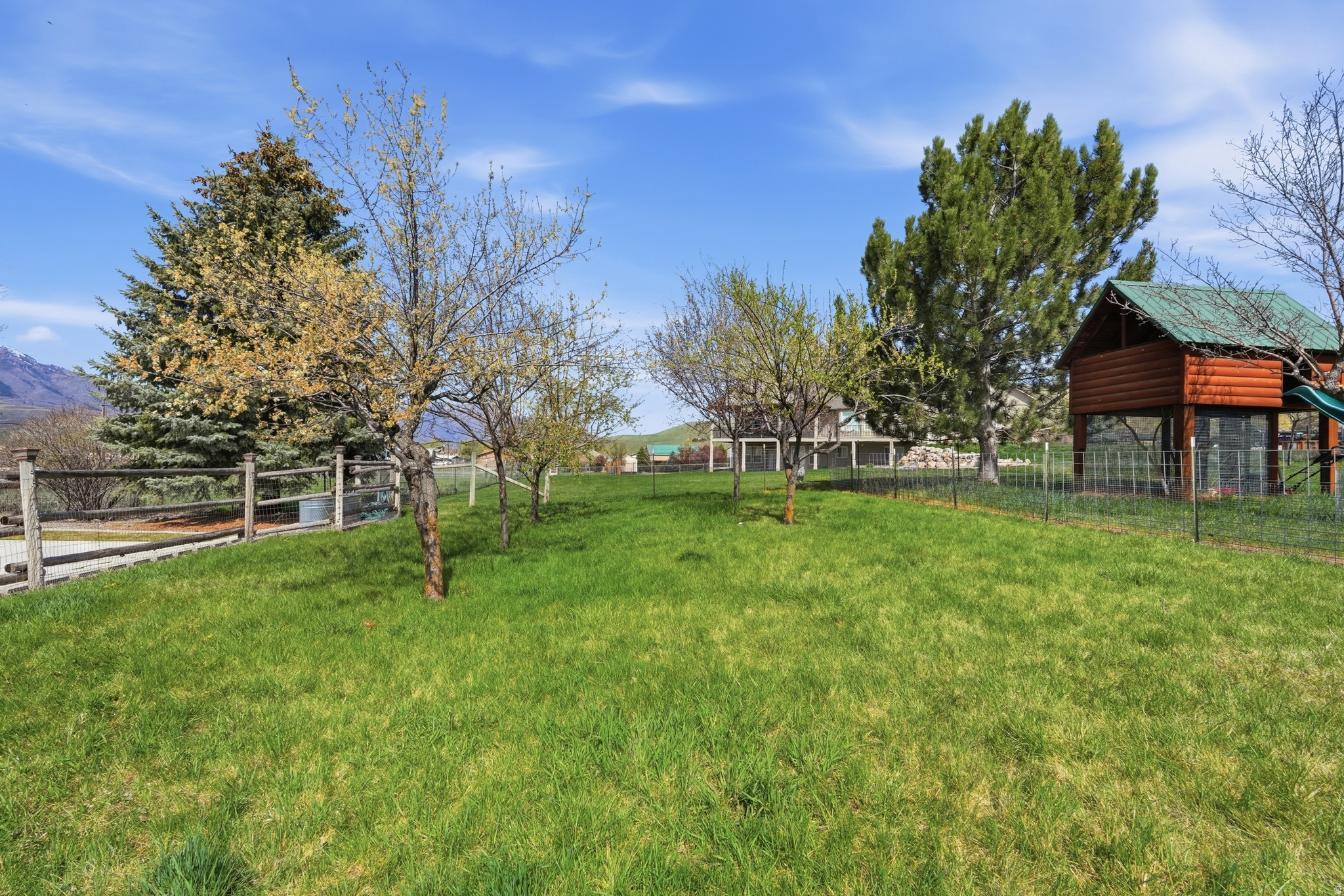 main property photo 45