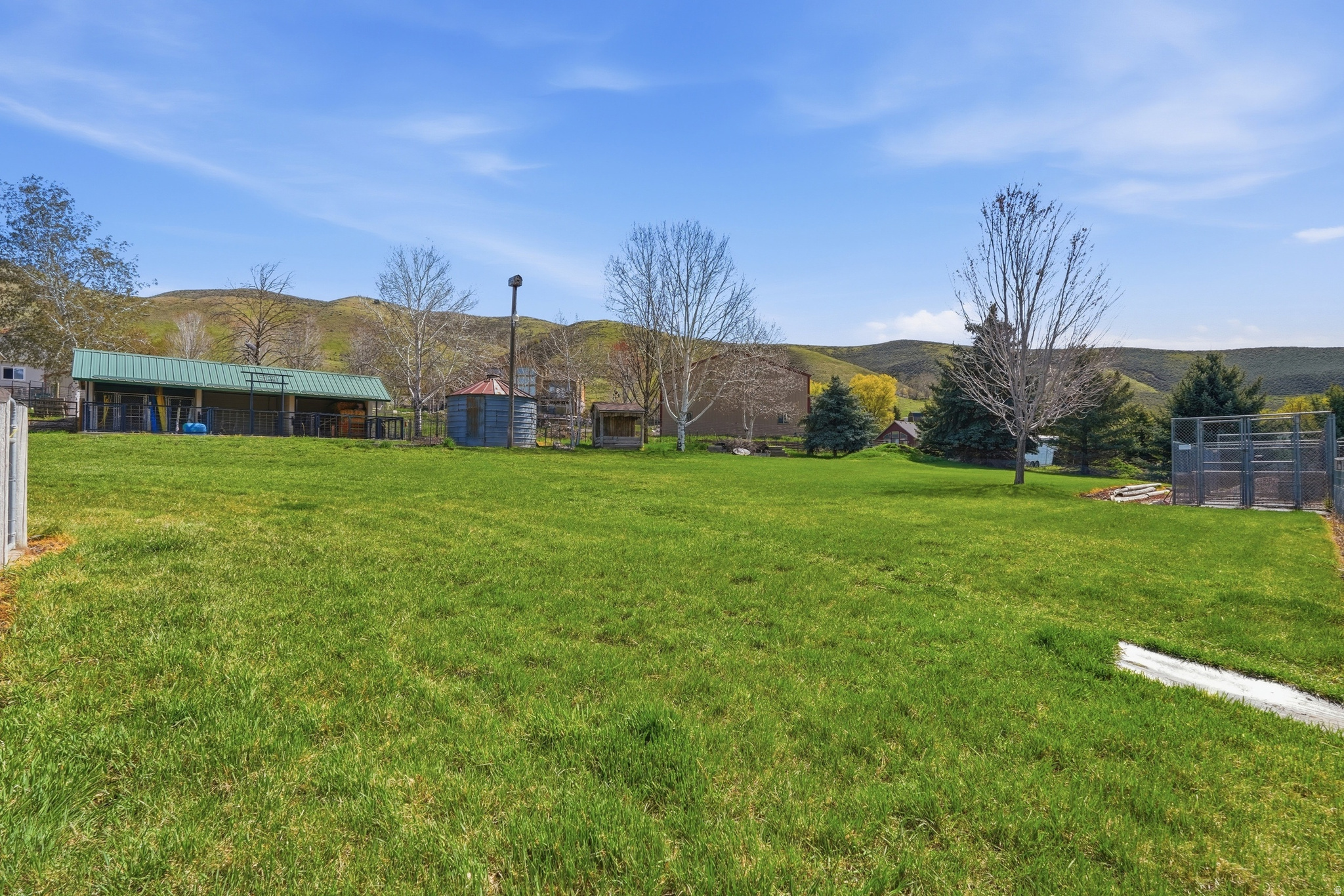 main property photo 47