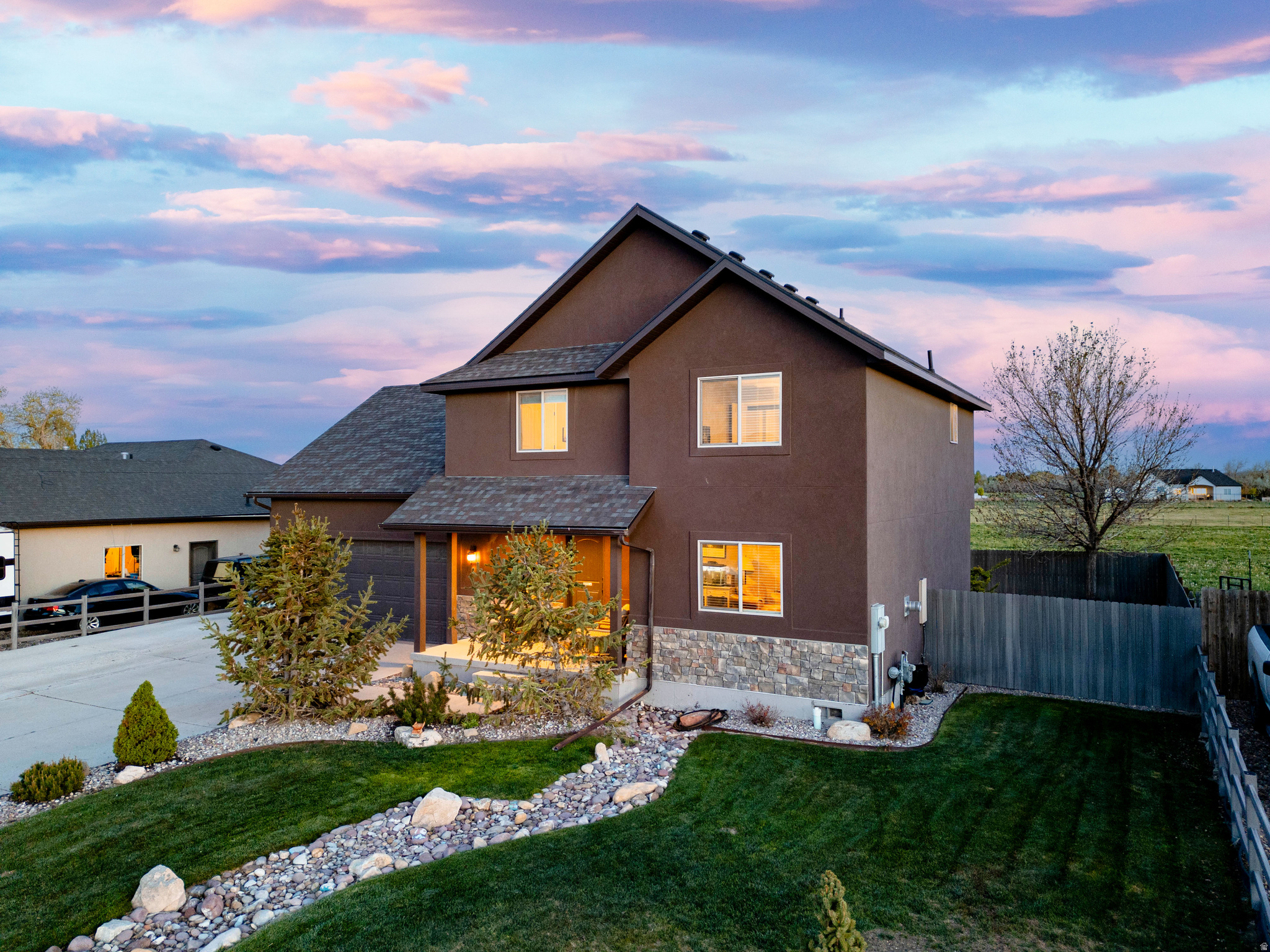 main property photo 22