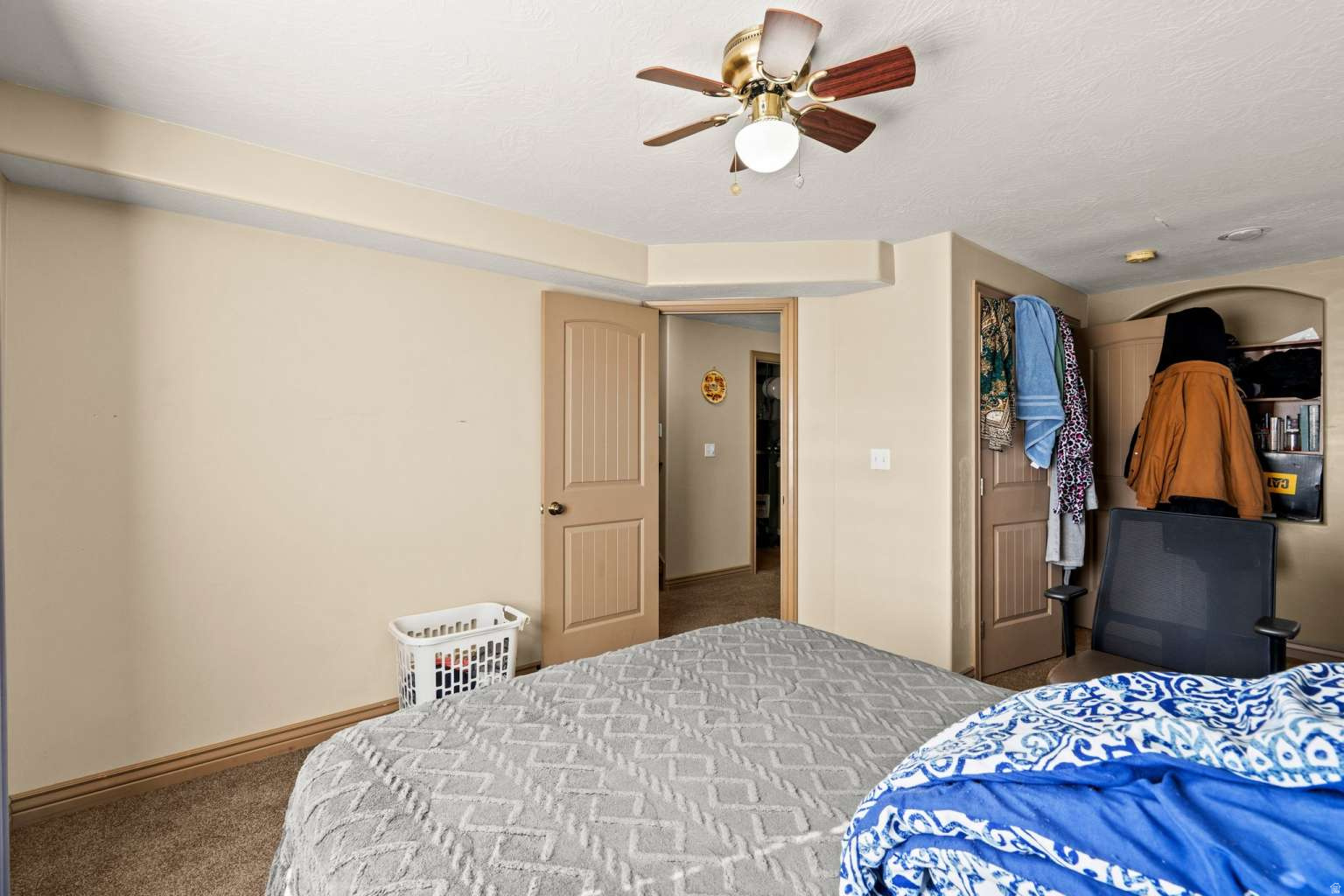 main property photo 29