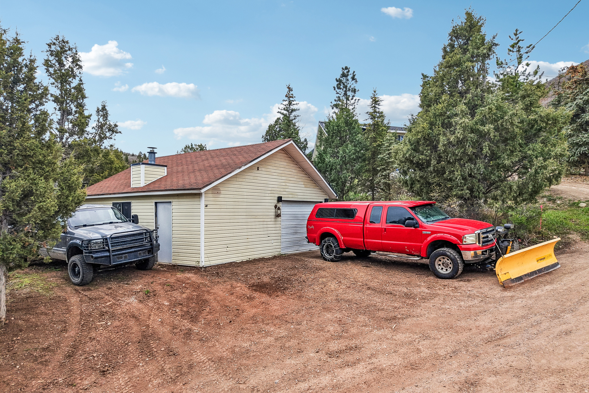 main property photo 43
