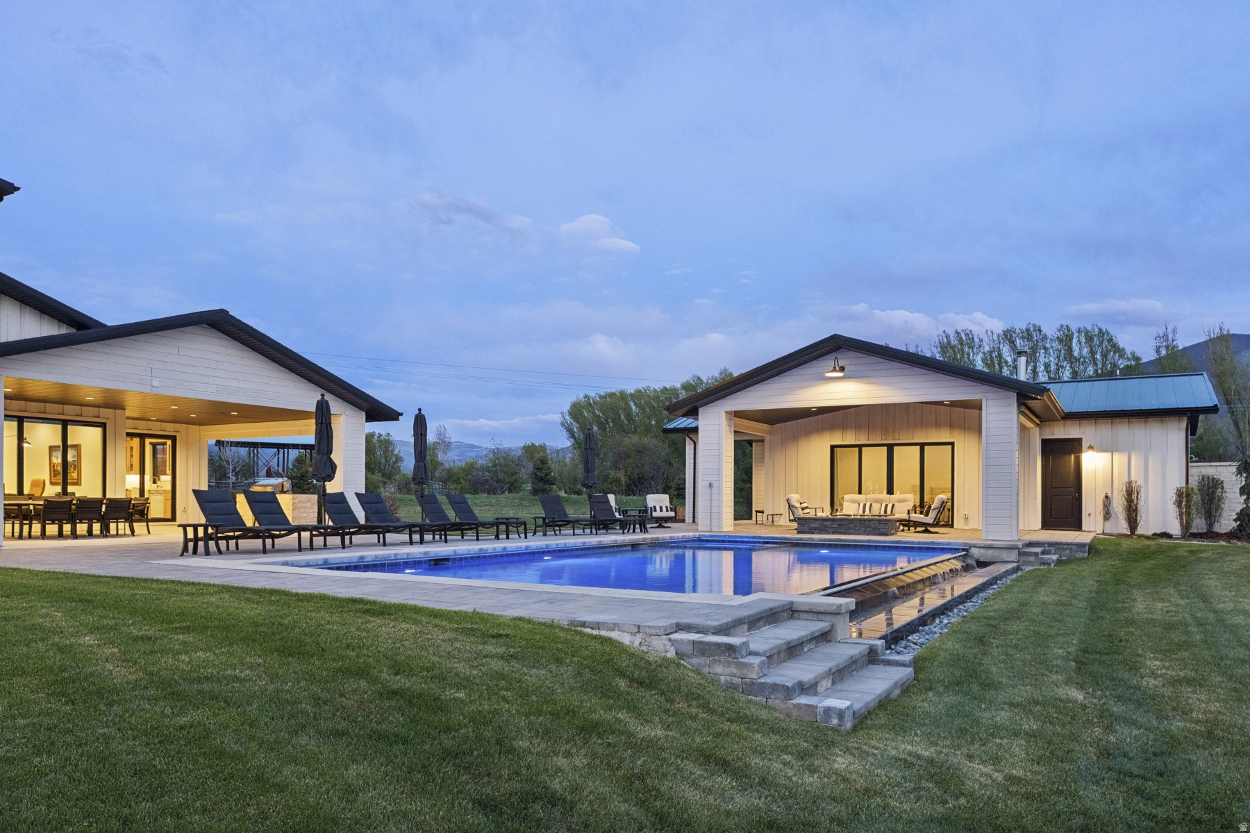 main property photo 61