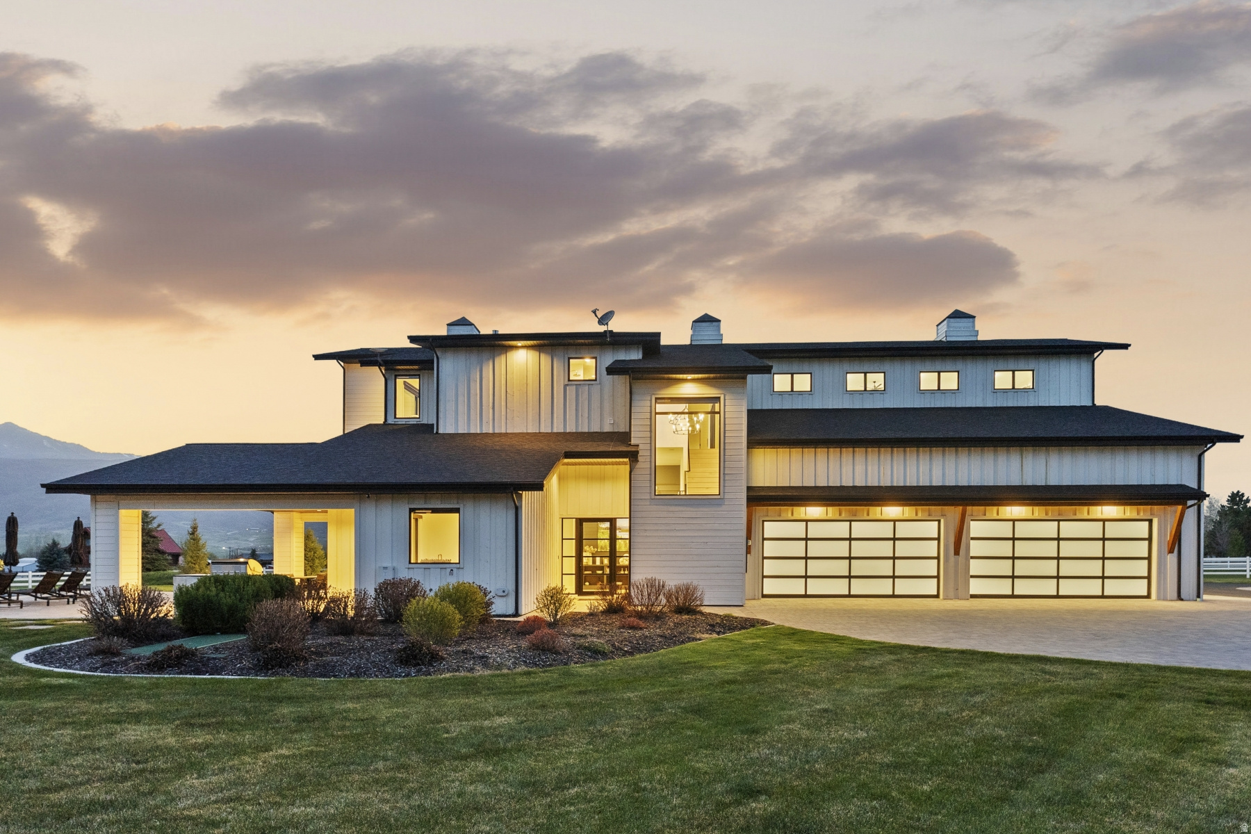 main property photo 64