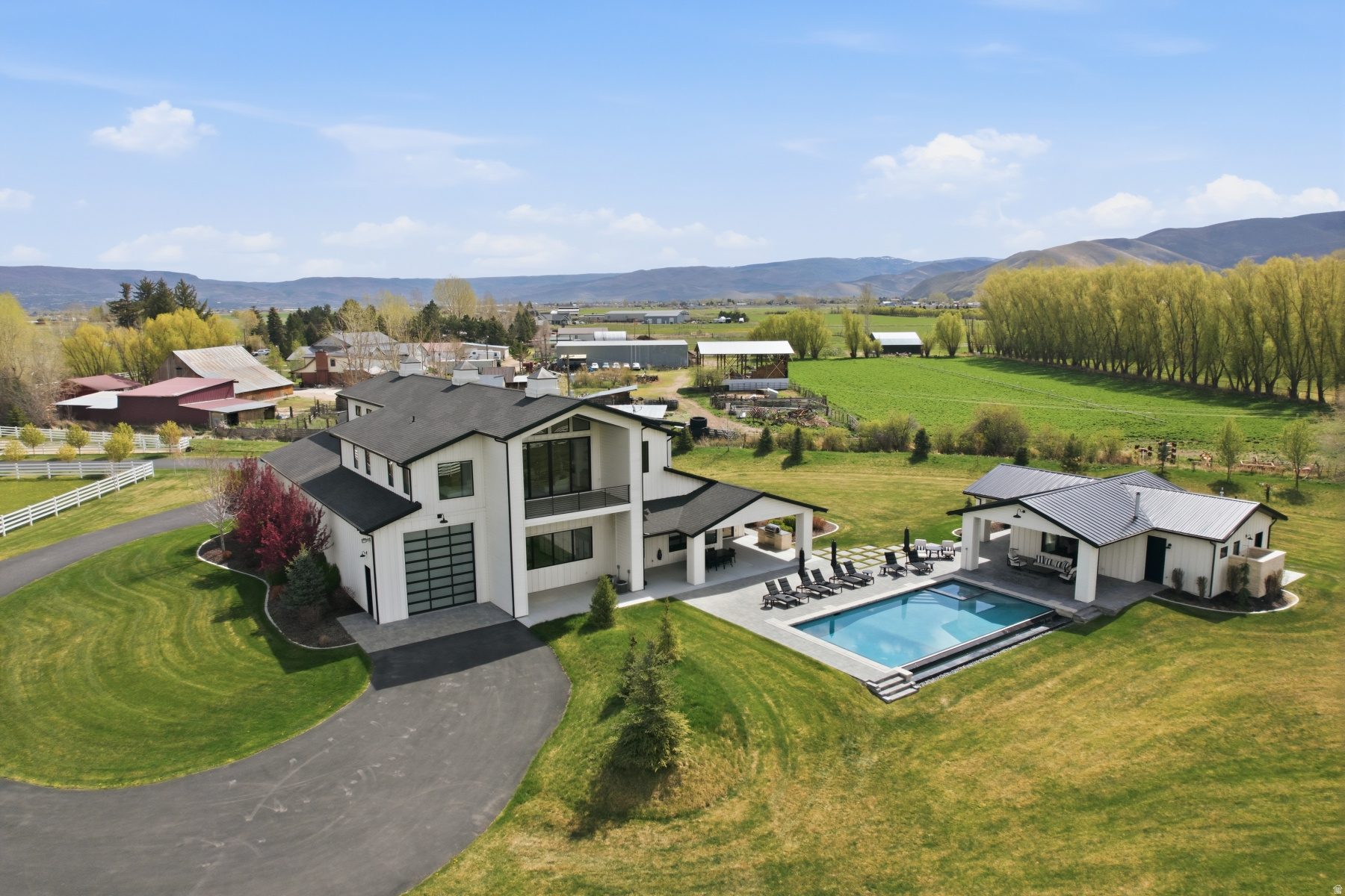main property photo 72