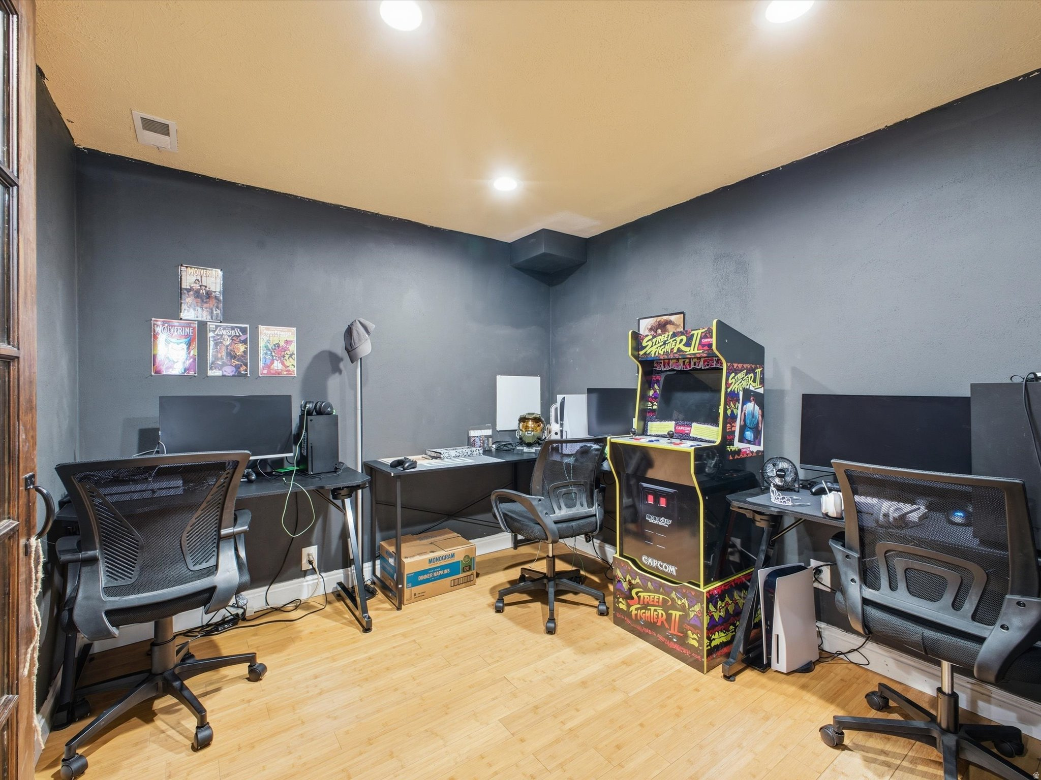 main property photo 17
