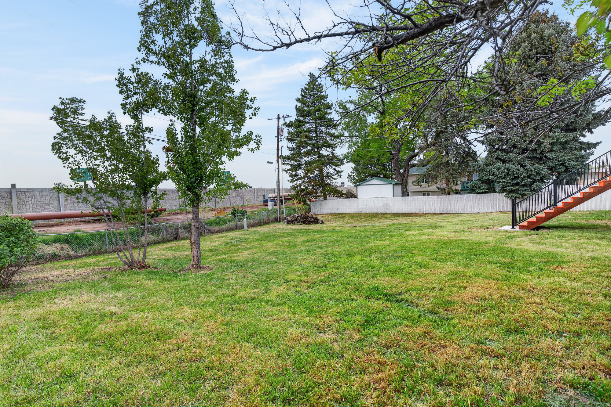 main property photo 21