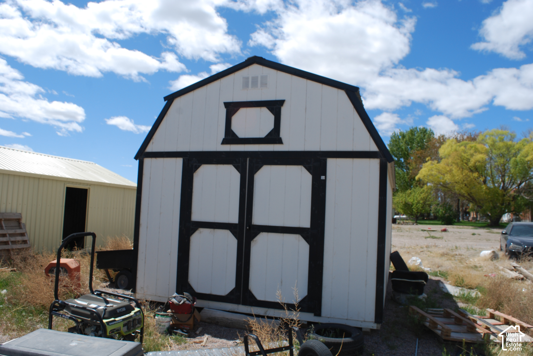 main property photo 47