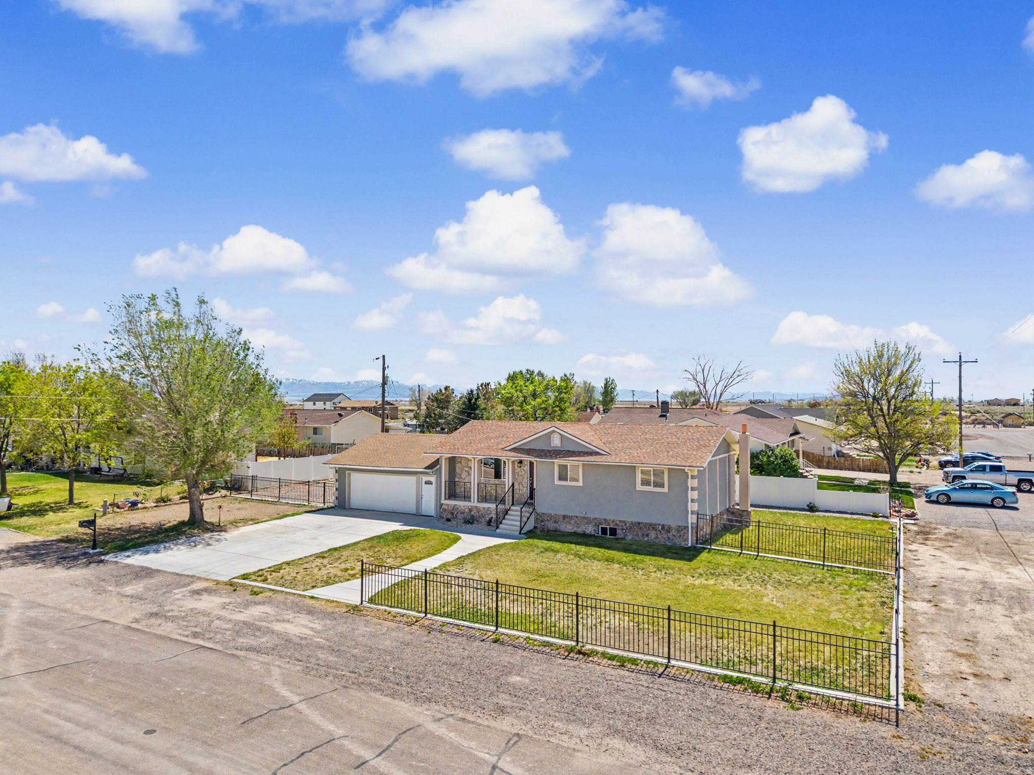 main property photo 21